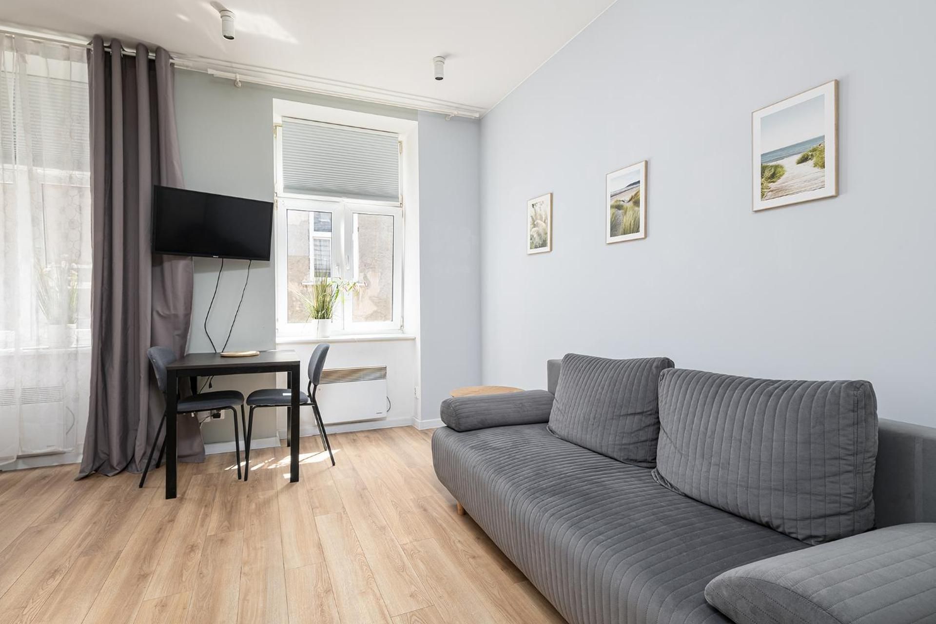 Studio with Sofa Bed