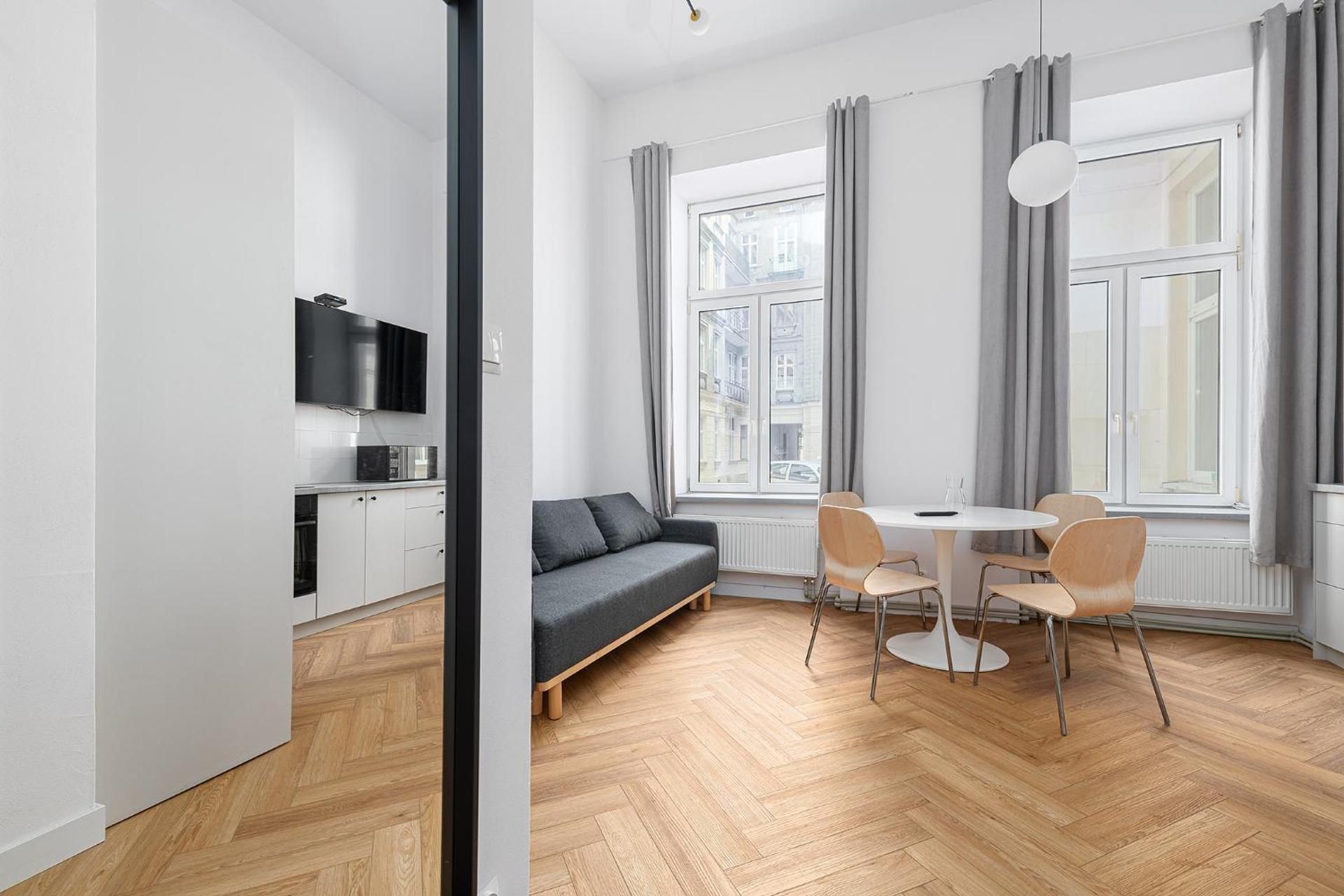 Studio Apartment