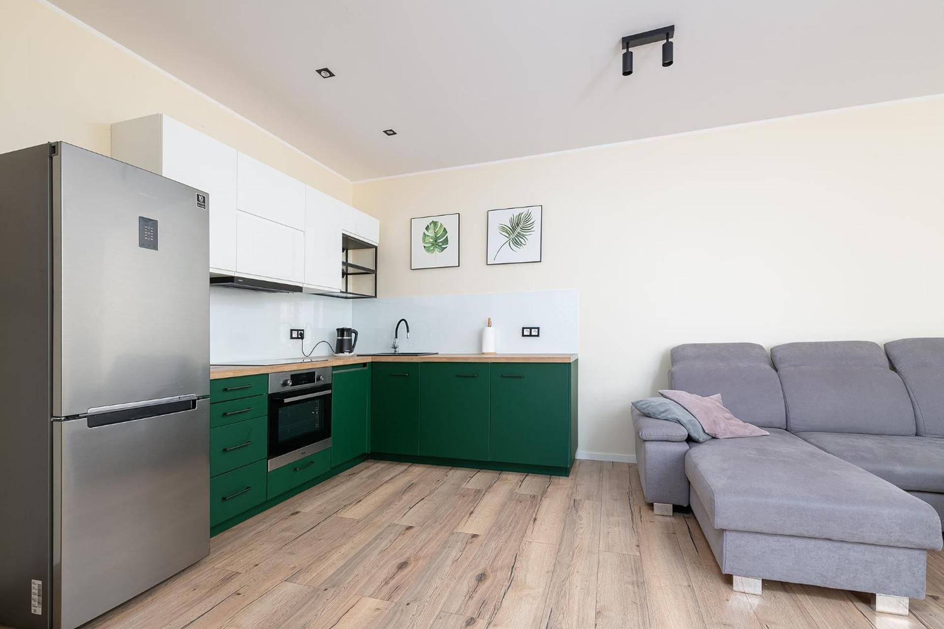 One-Bedroom Apartment