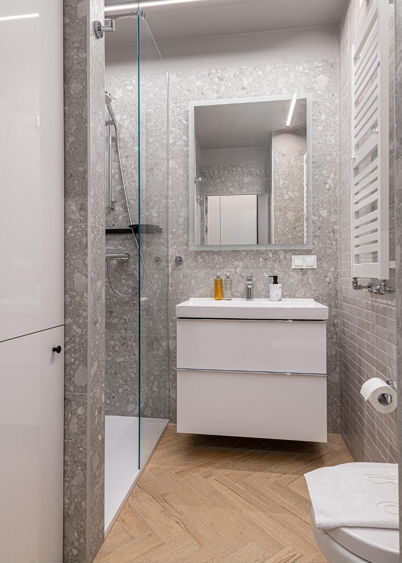 Studio Apartment with Balcony