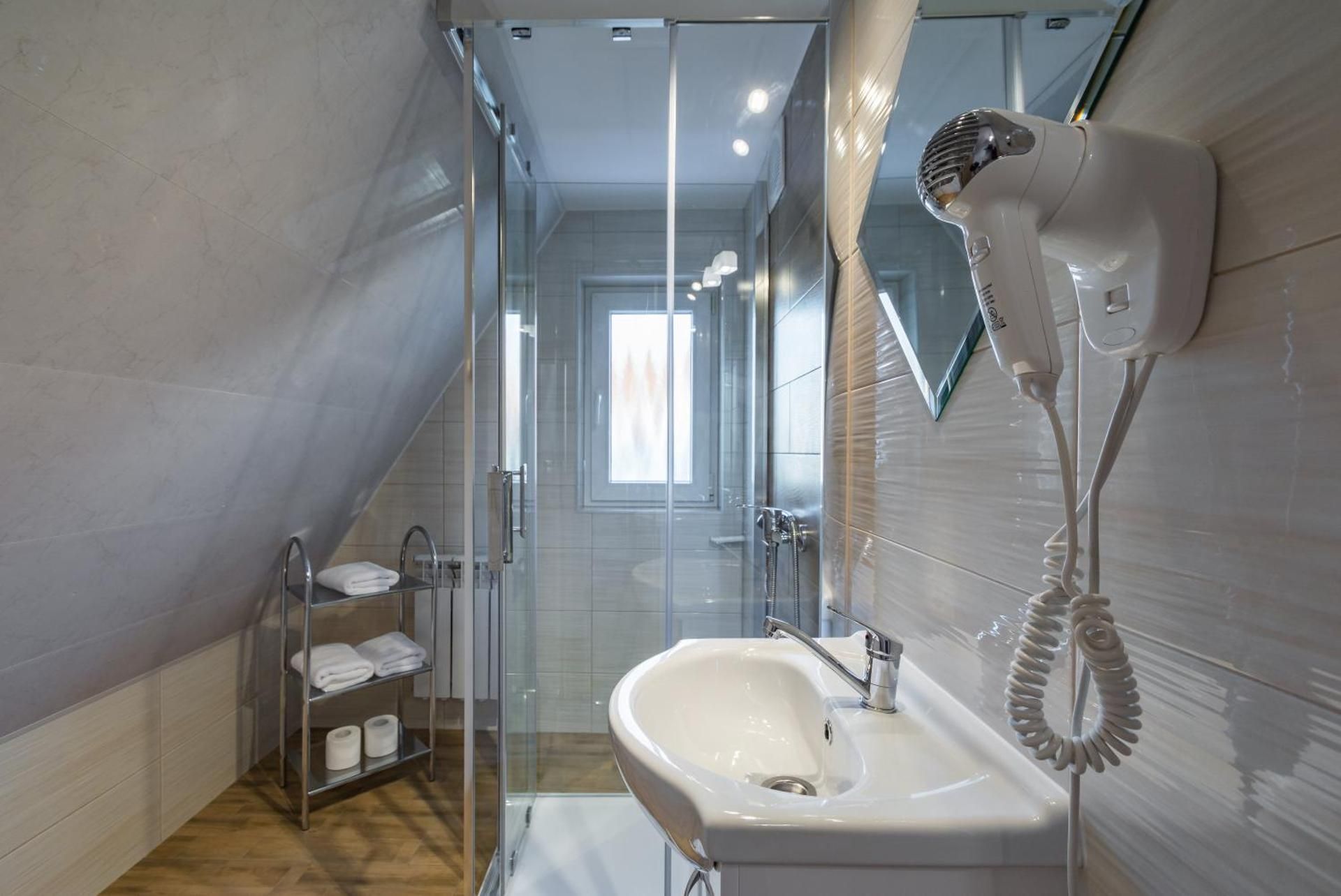 Premium Quadruple Room