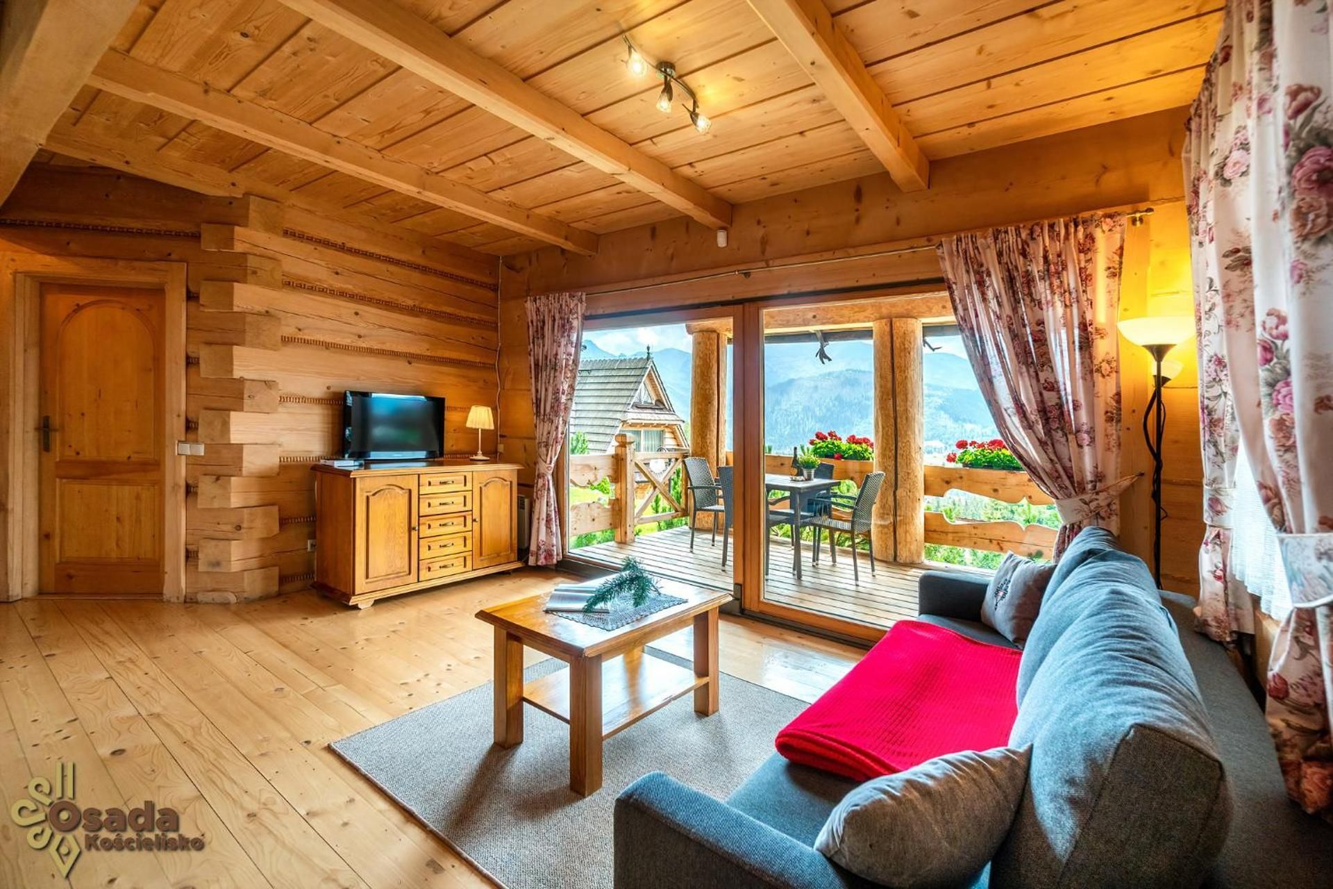 One Bedroom Apartment with Terrace, Fireplace and Mountain View