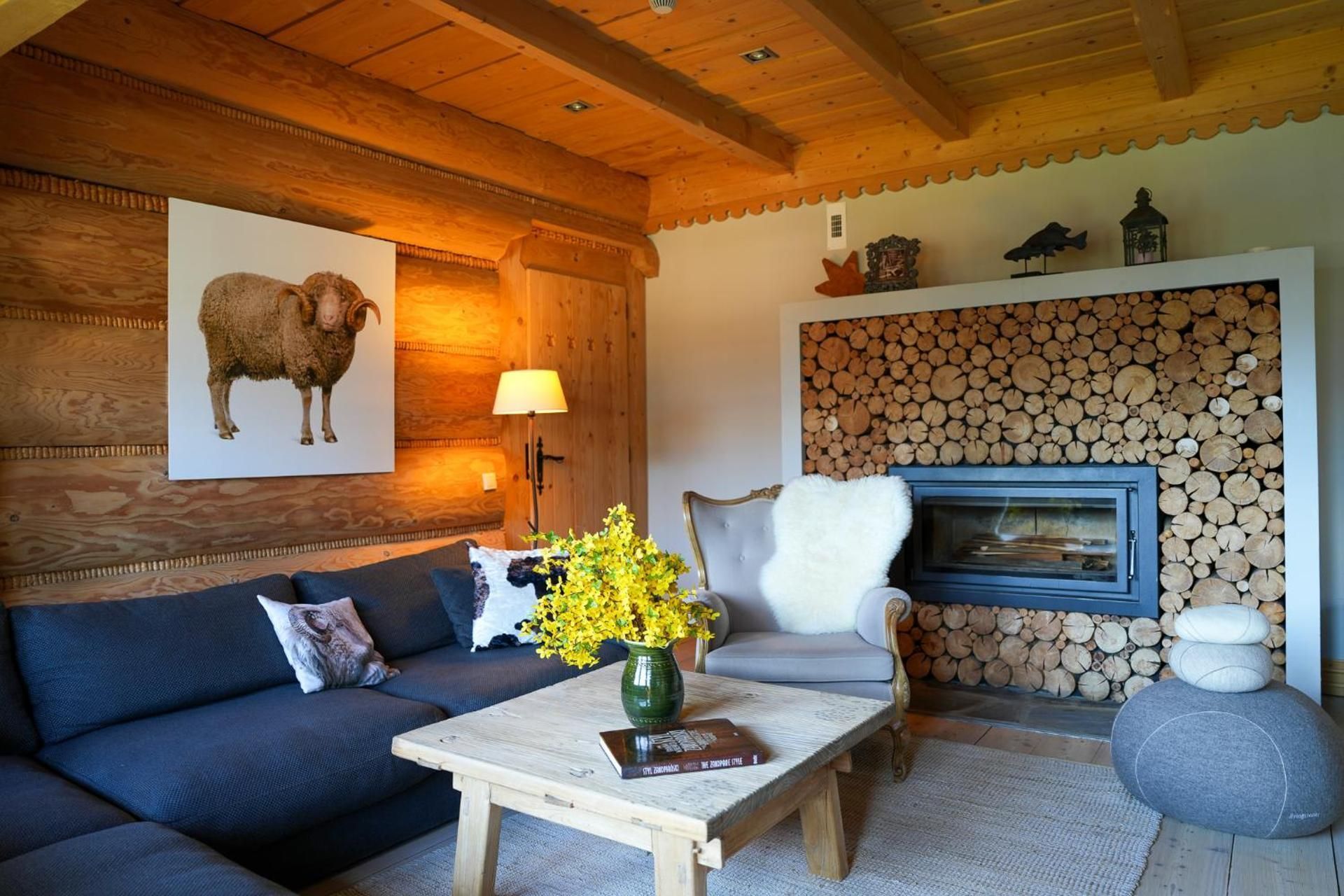 Premium Apartment