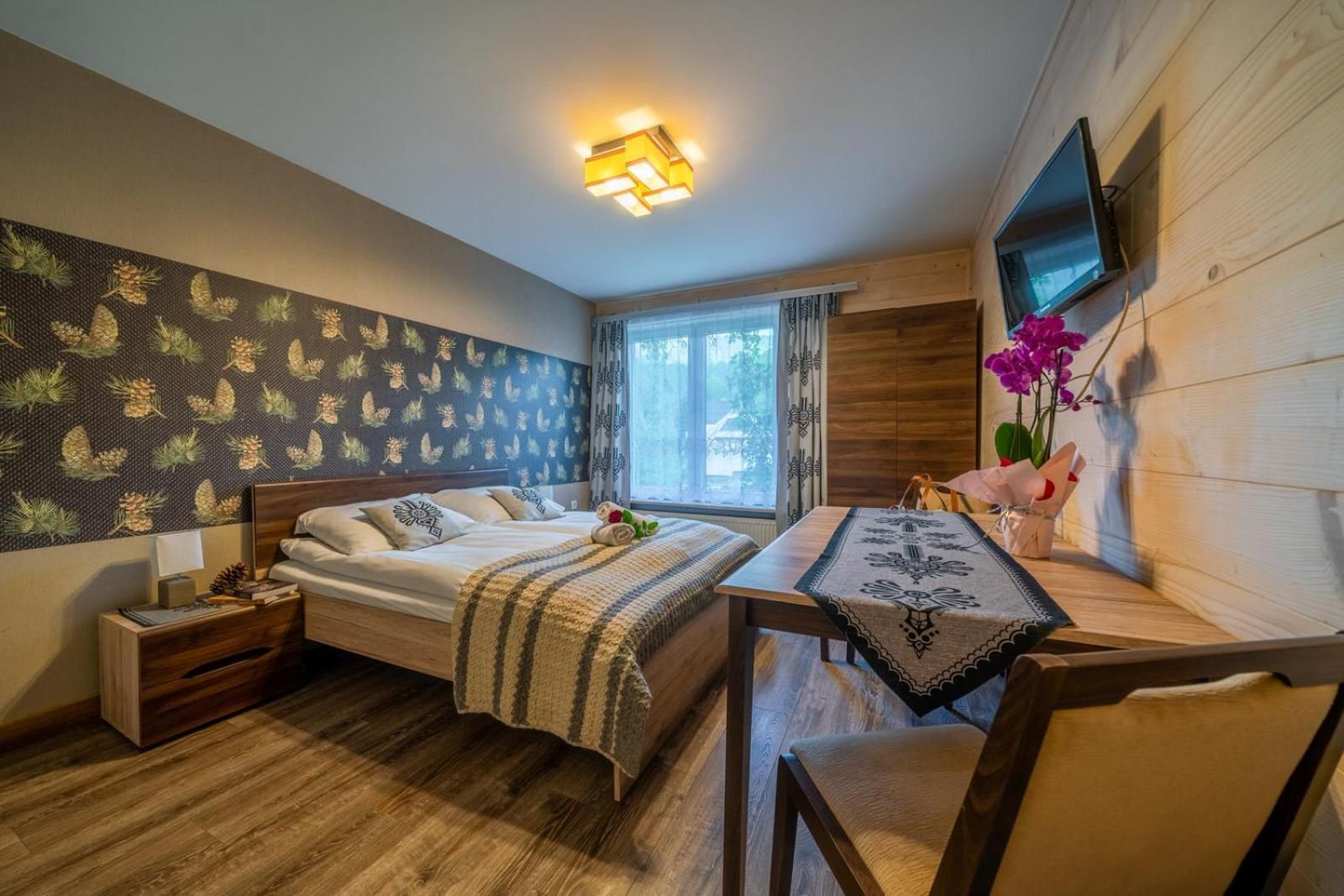 Double Room with Mountain View