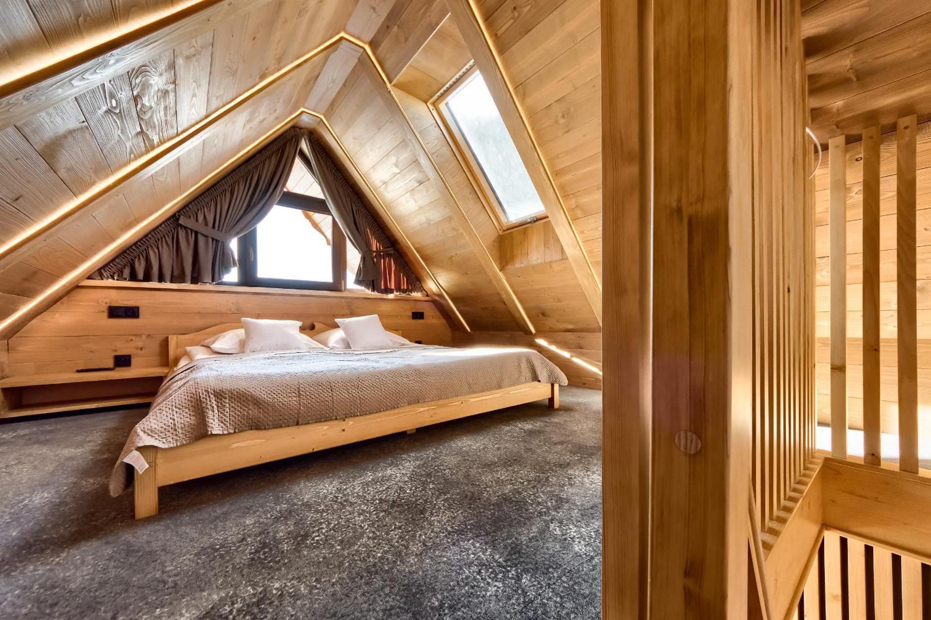 Apartment - Split Level