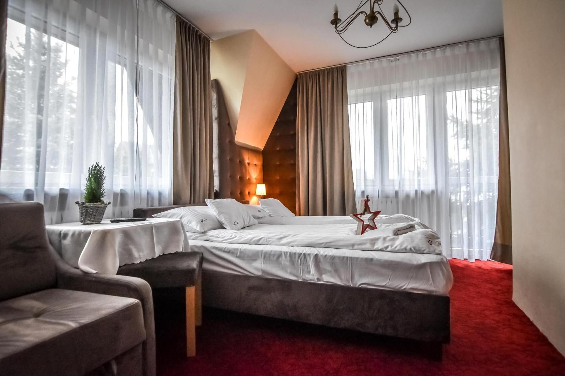 Double Room with Mountain View