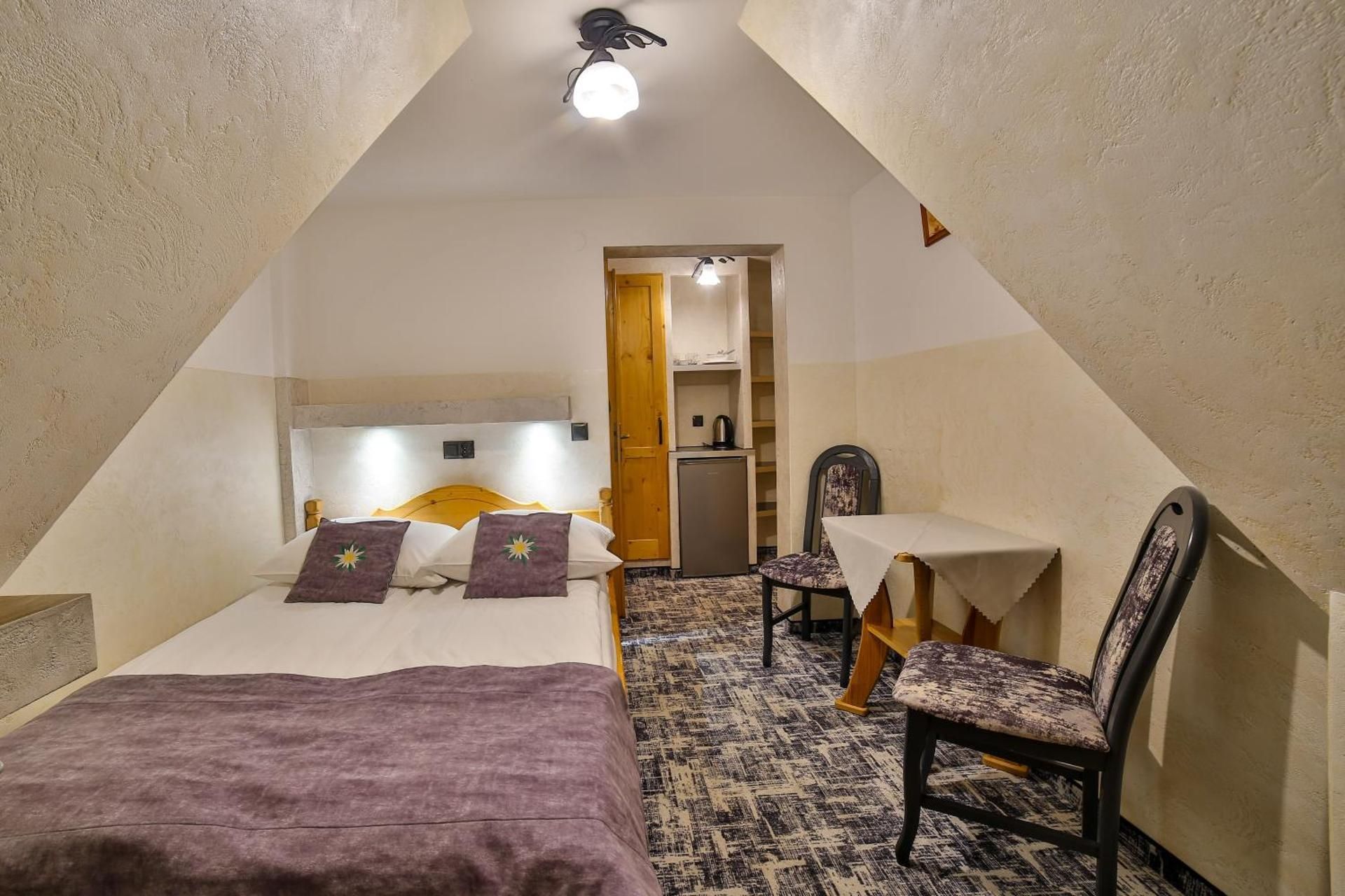 Double Room with Mountain View