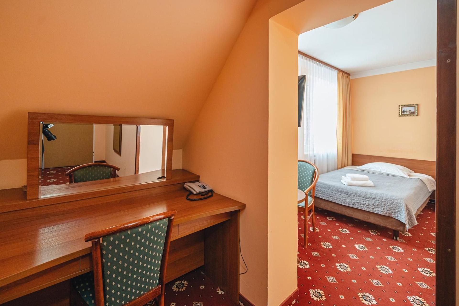 Single Room