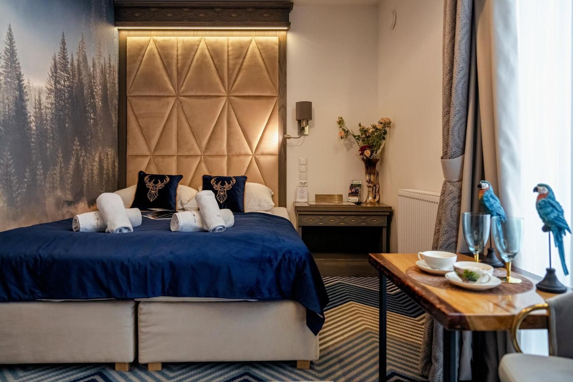 Double Room with Mountain View