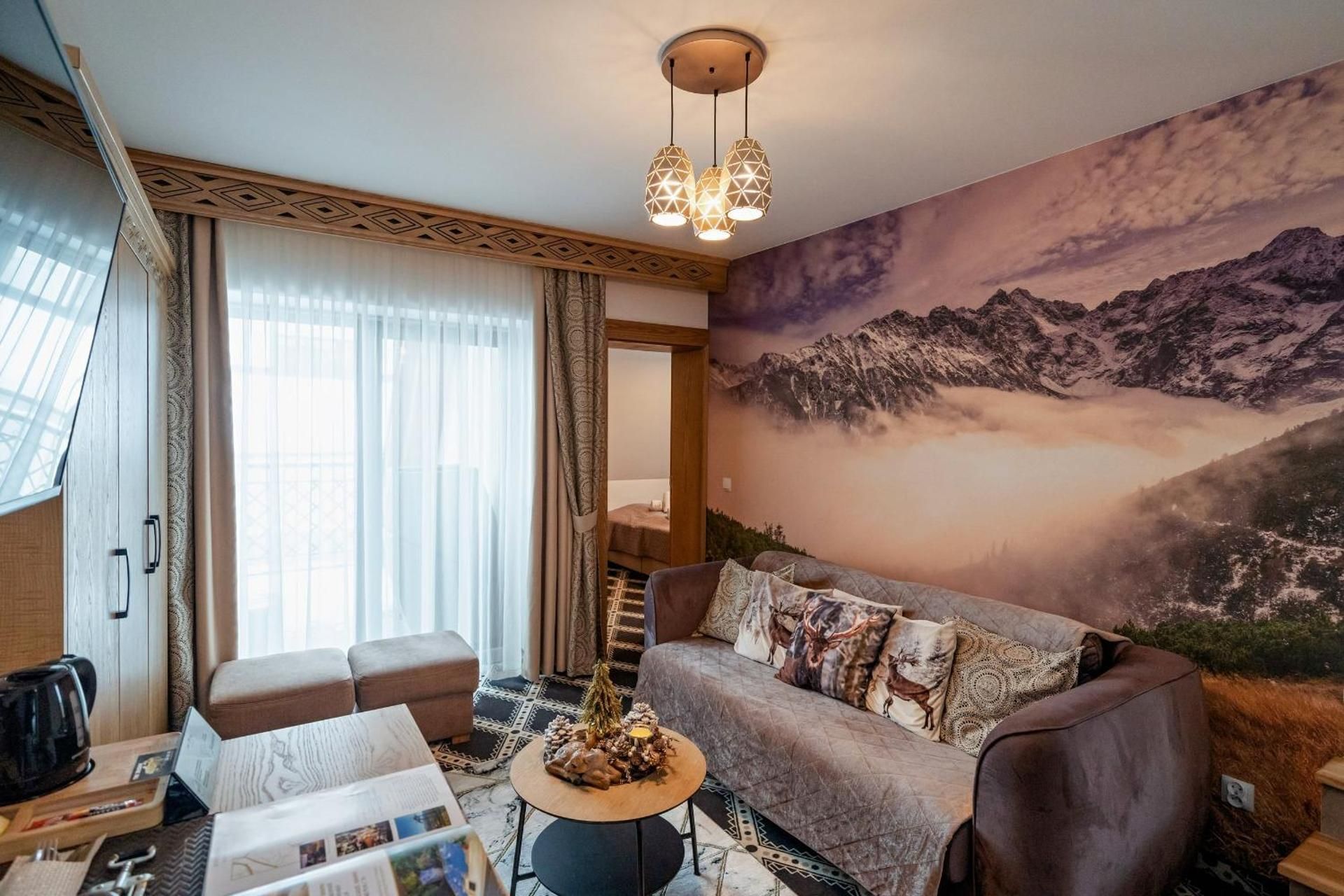 Two-Bedroom Apartment with Spa Bath