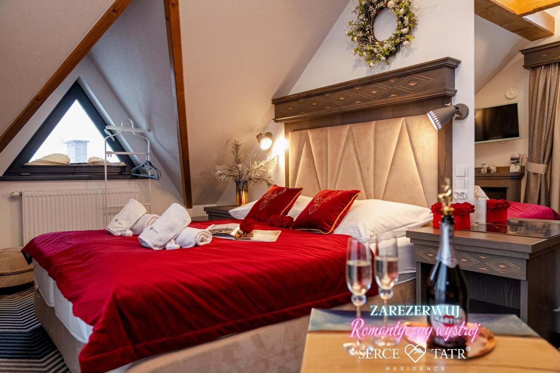 Loft Double Room with Mountain View