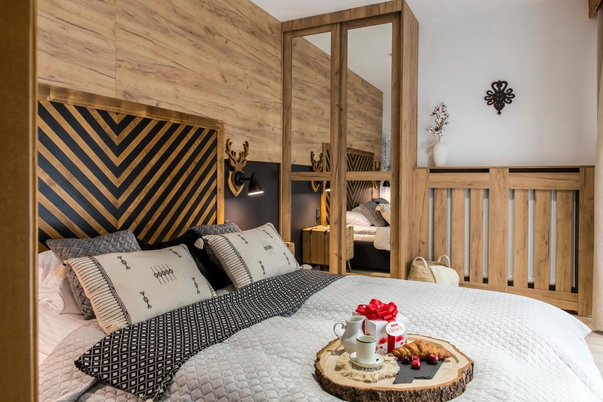 Two-Bedroom Apartment Royal Relax & SPA