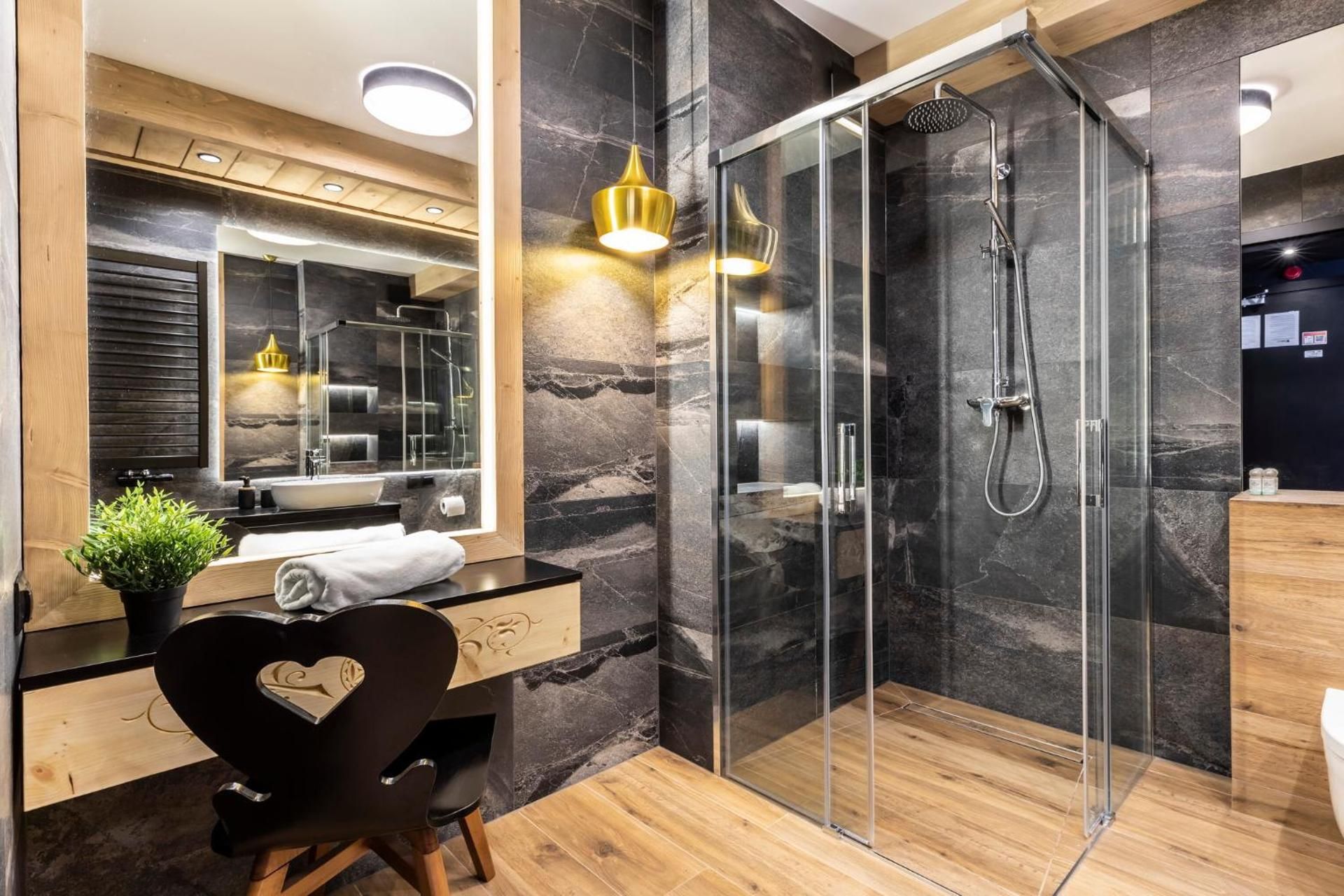 One-Bedroom Apartment Mountain SPA