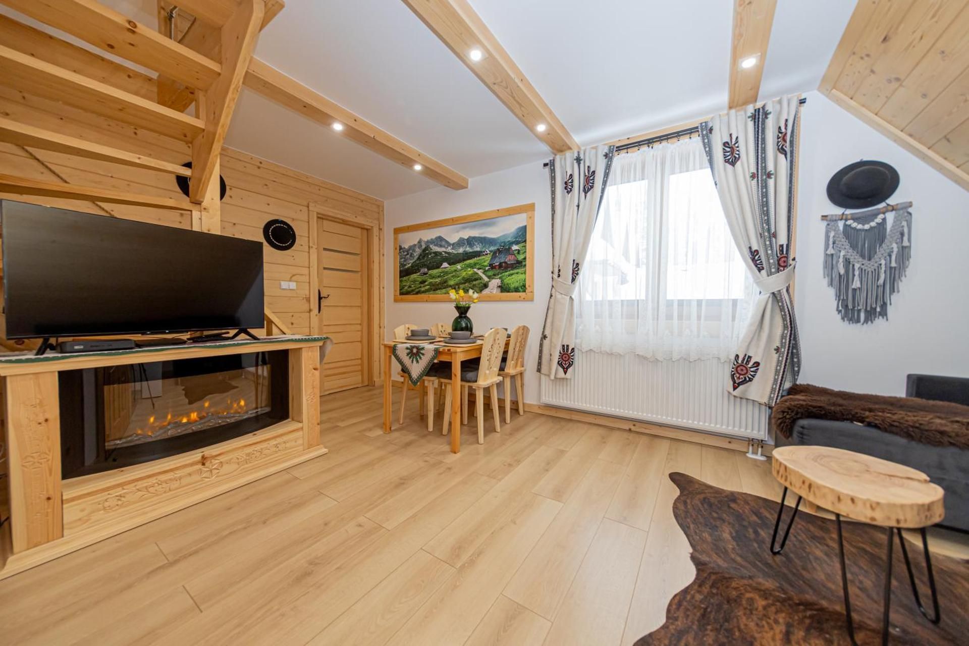 Apartment - Split Level