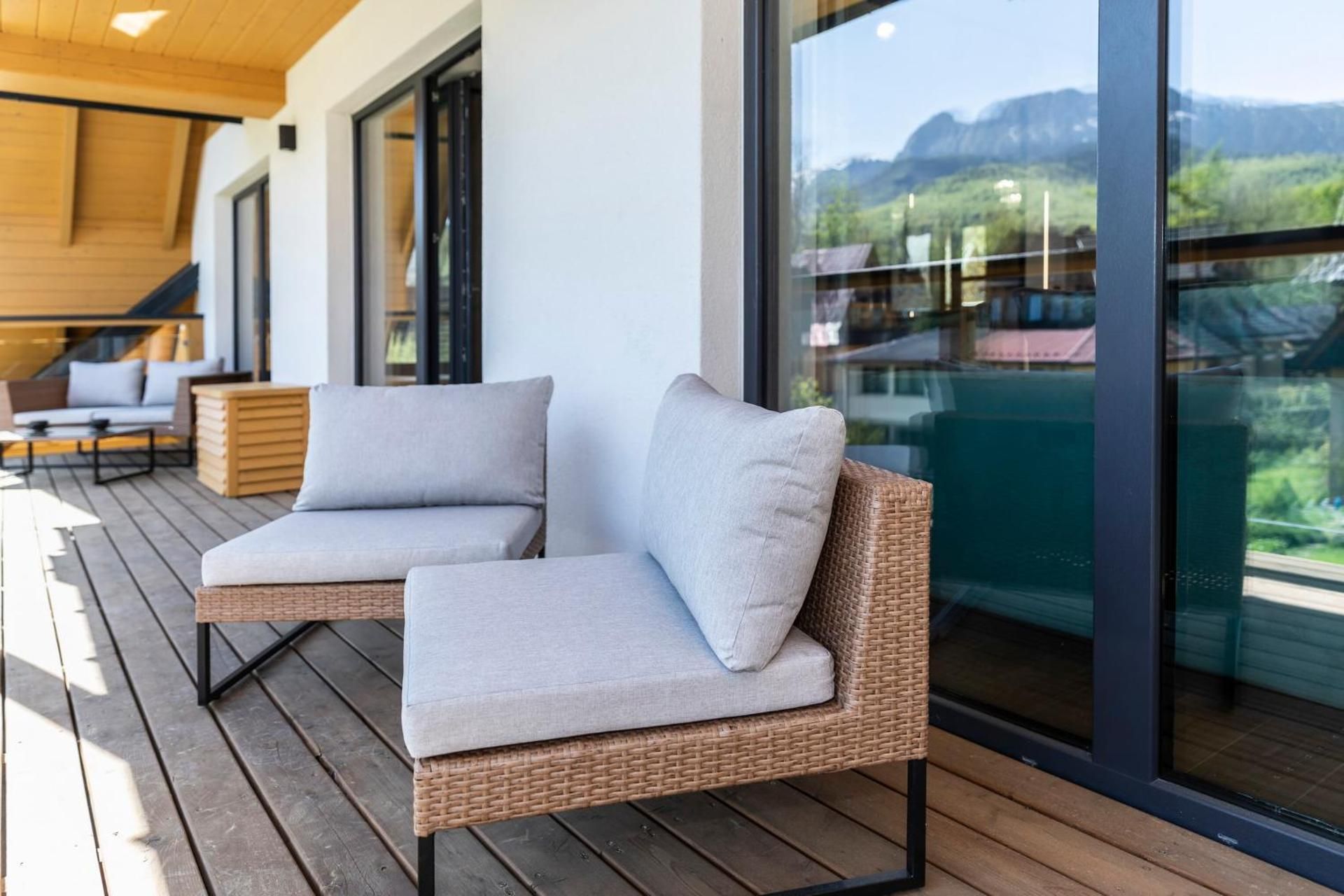 Two-Bedroom Apartment Larch Forest