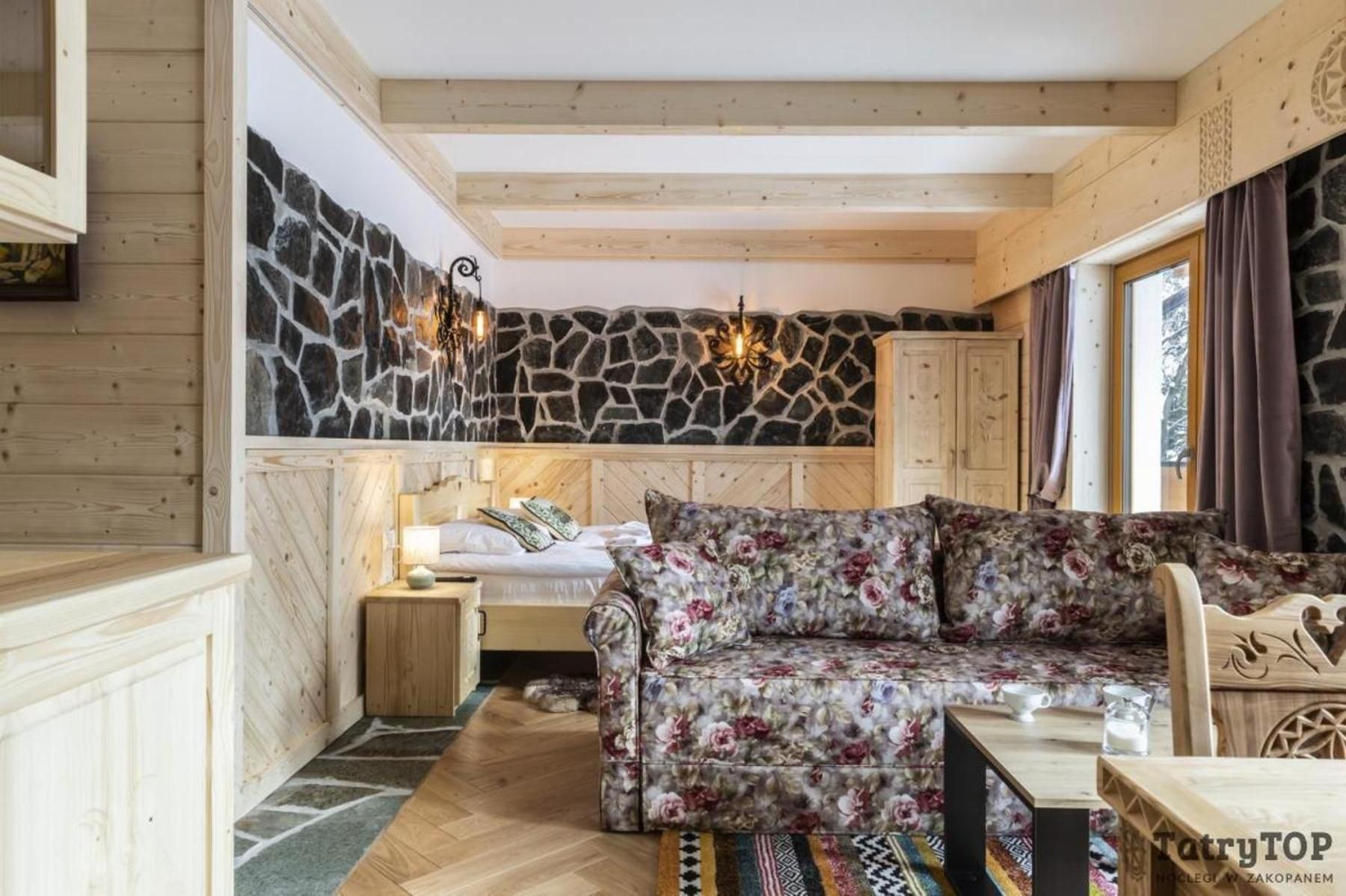 Studio Apartment with Balcony