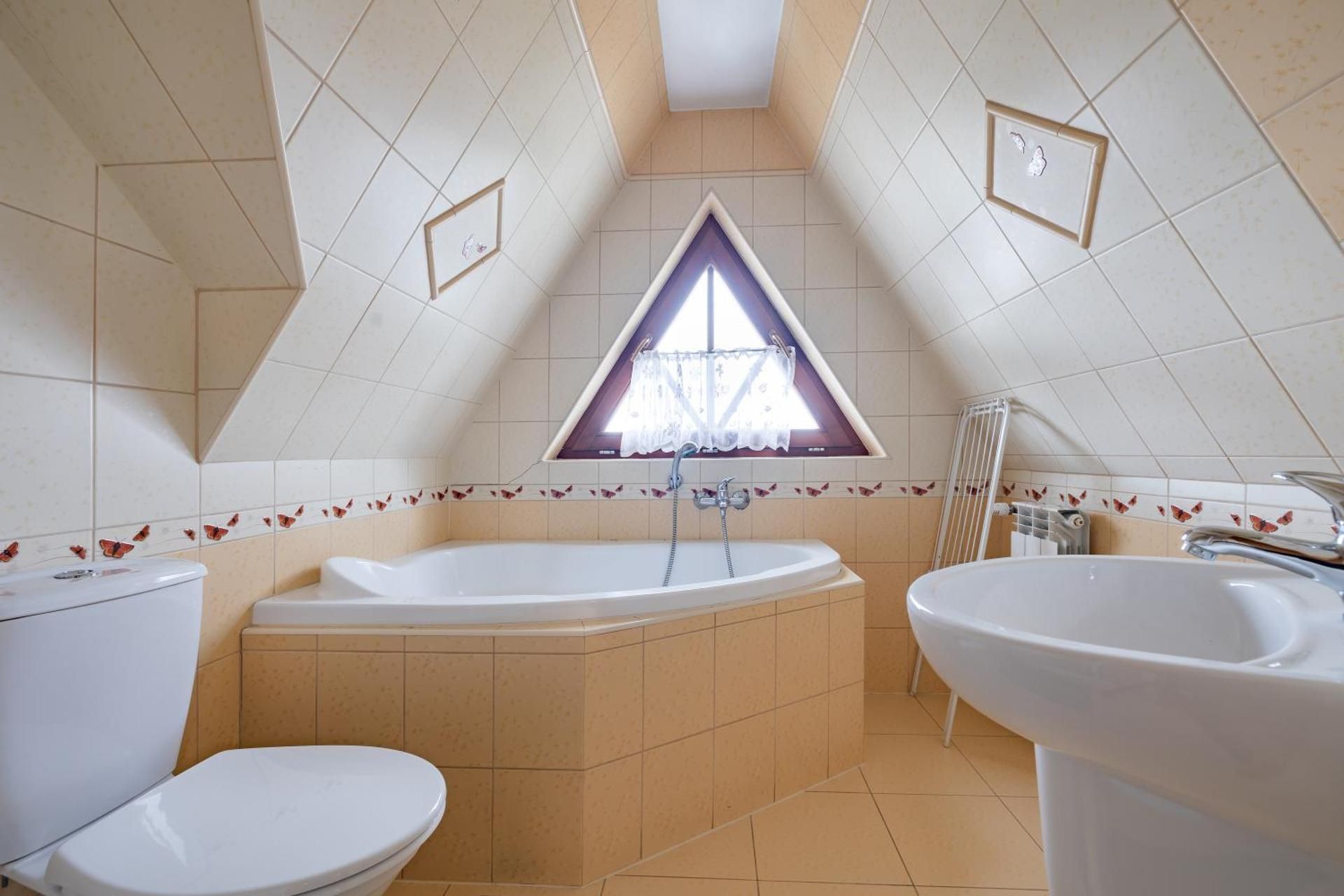 Quadruple Room with Bath