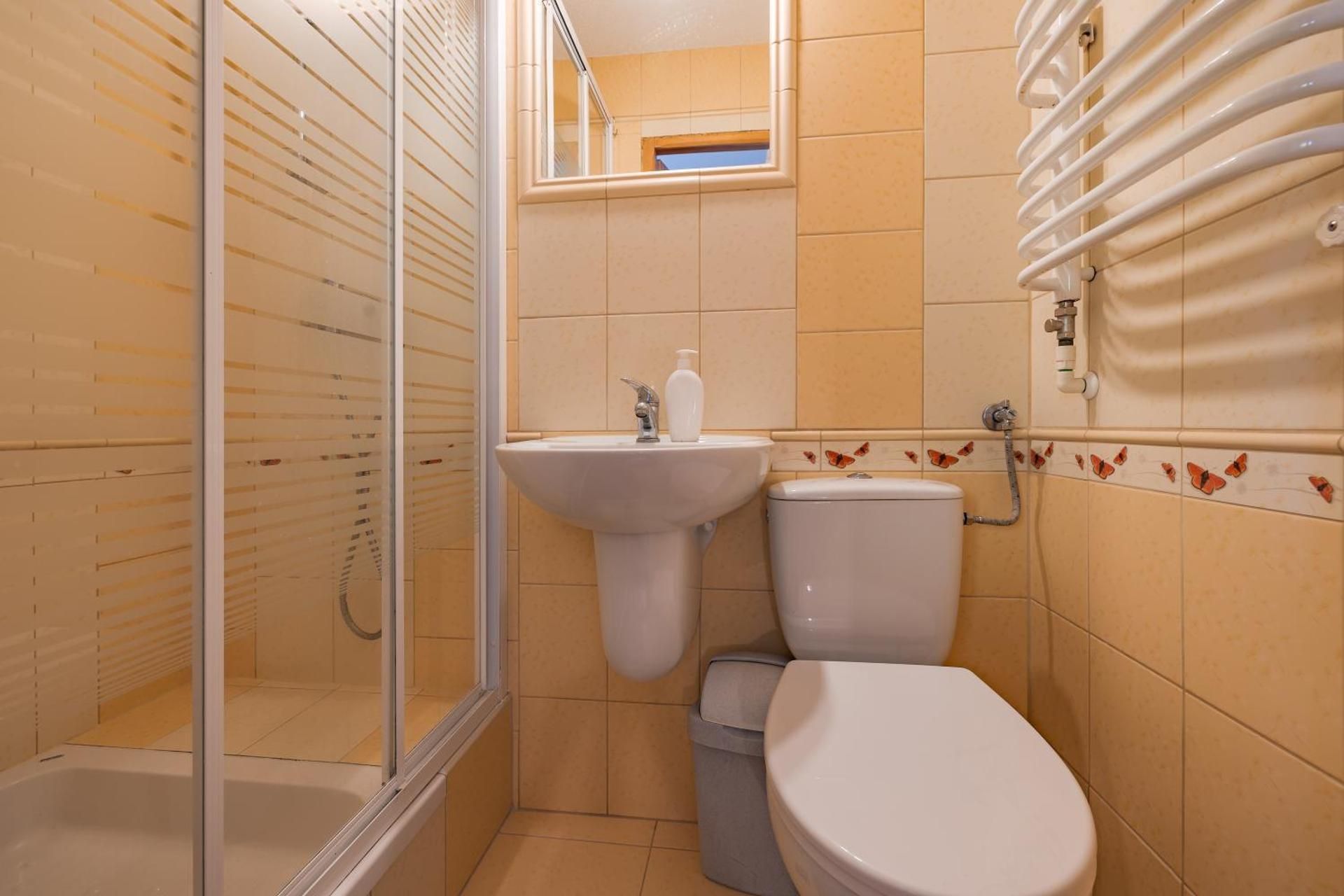 Triple Room with Private Bathroom