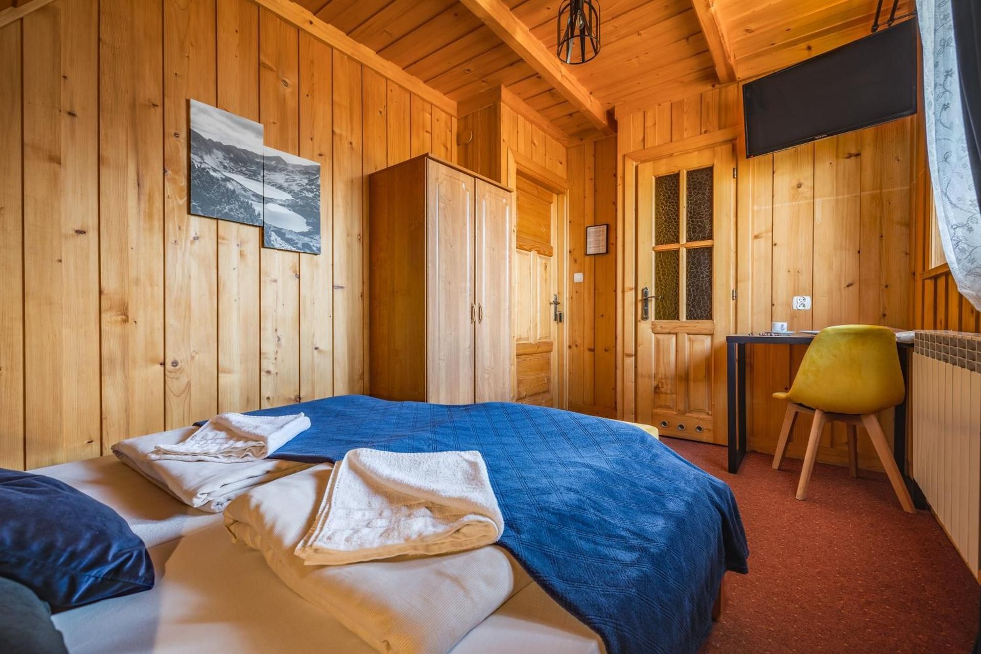 Double or Twin Room with Private Bathroom