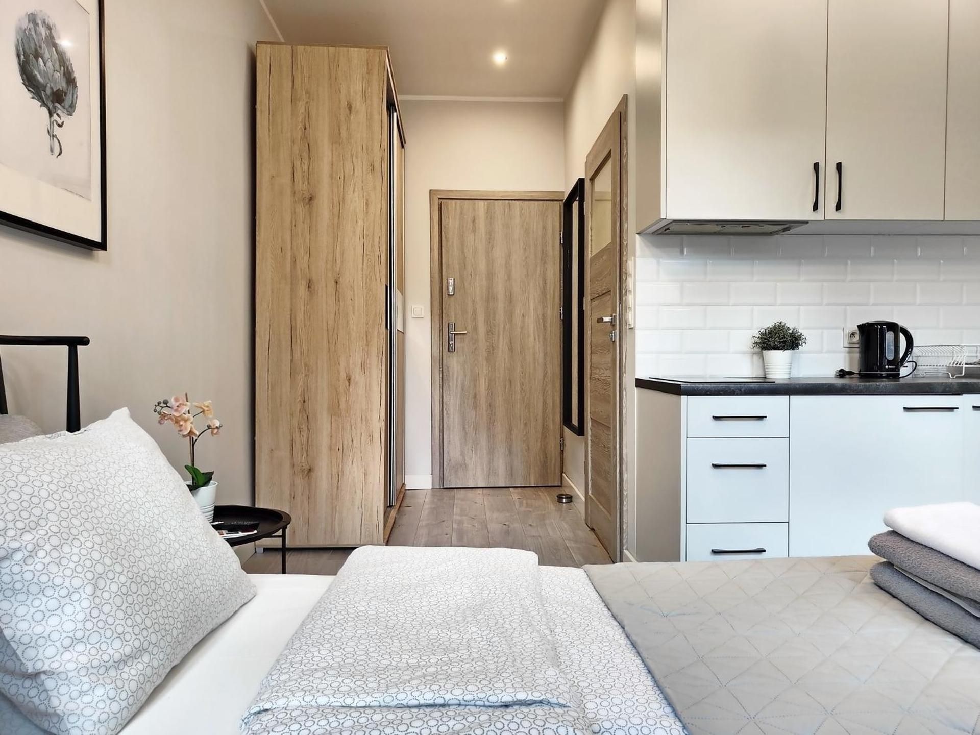 Studio Apartment
