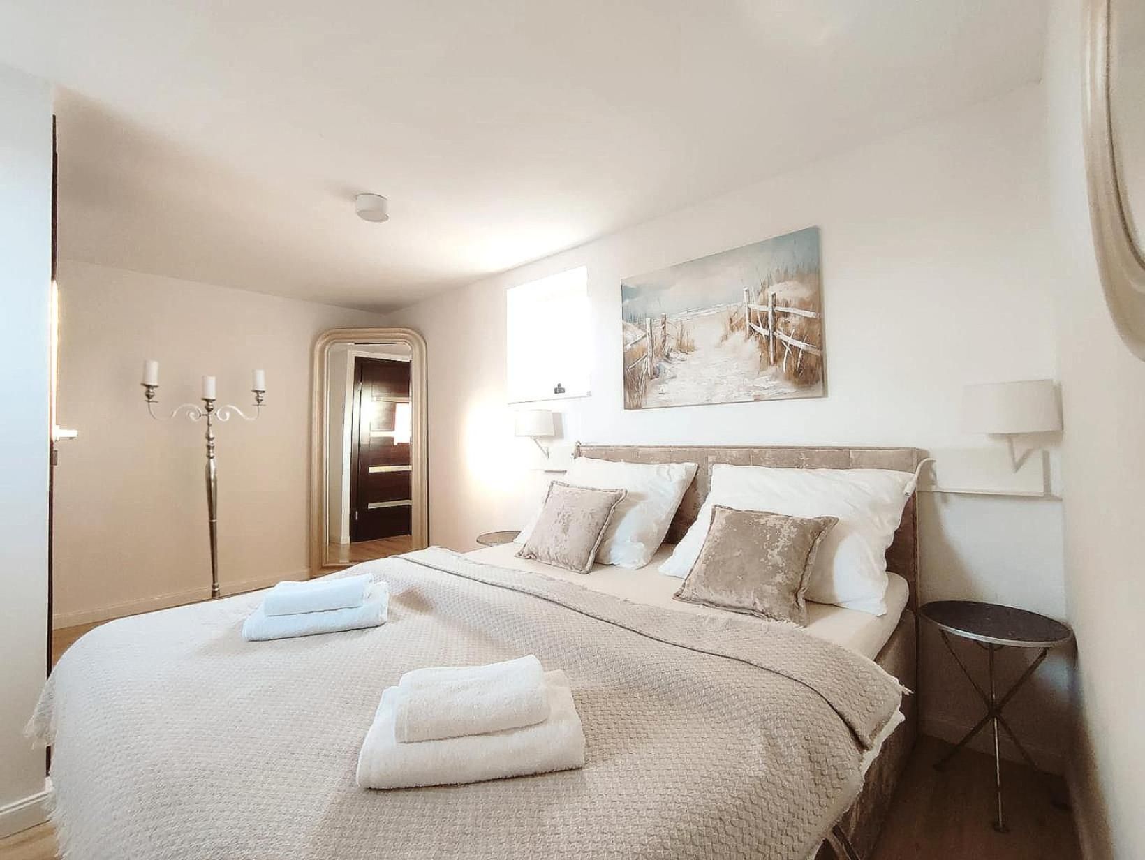 Apartment - Split Level