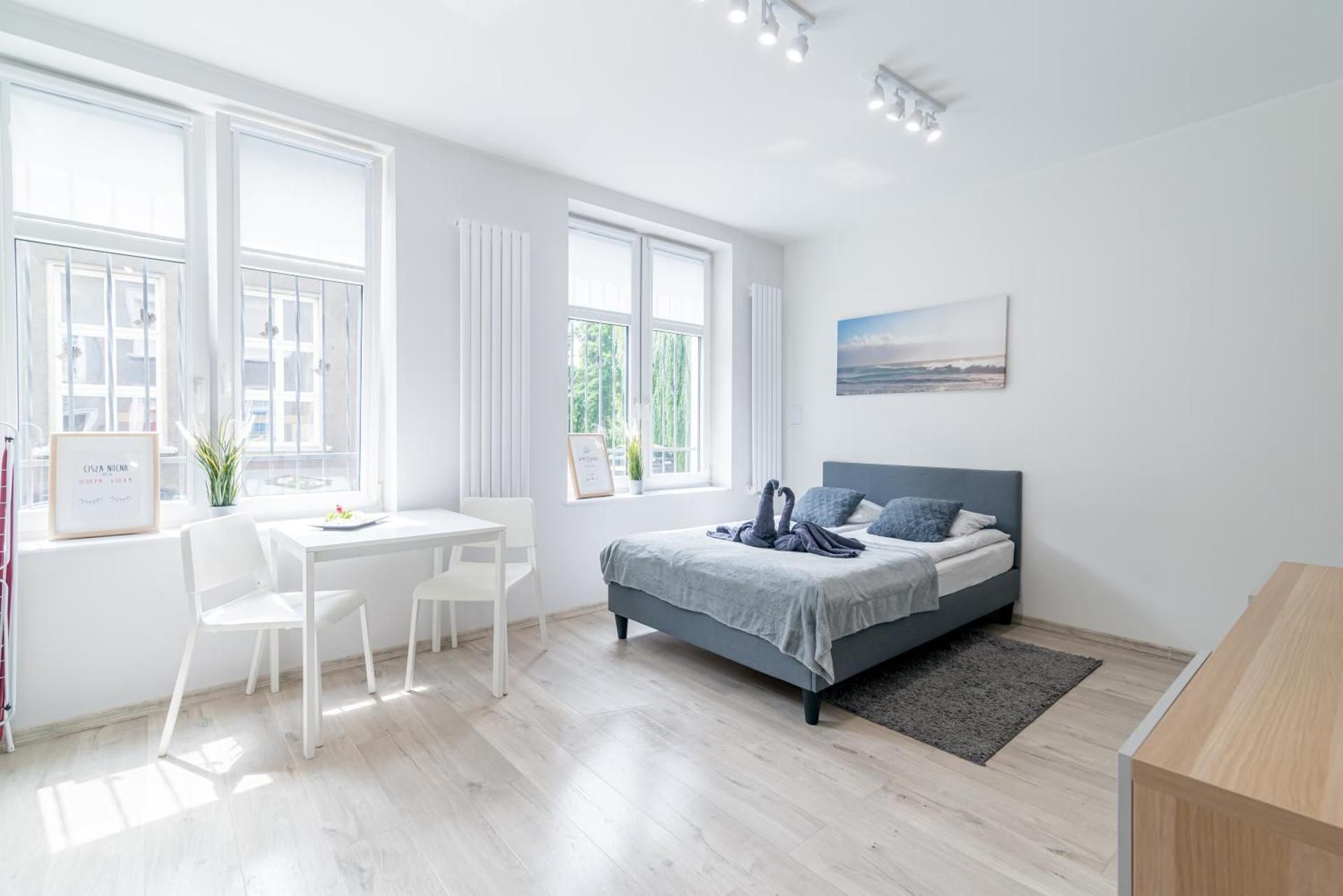 Studio Apartment