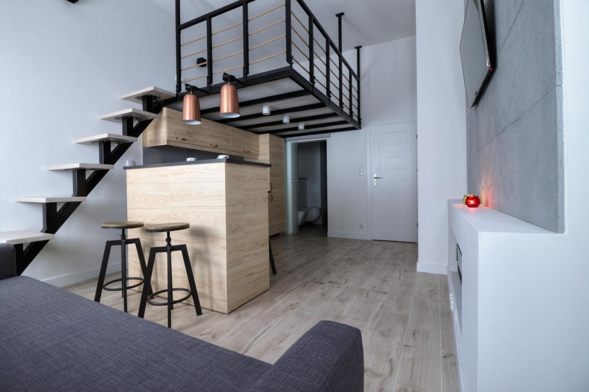 Studio Apartment