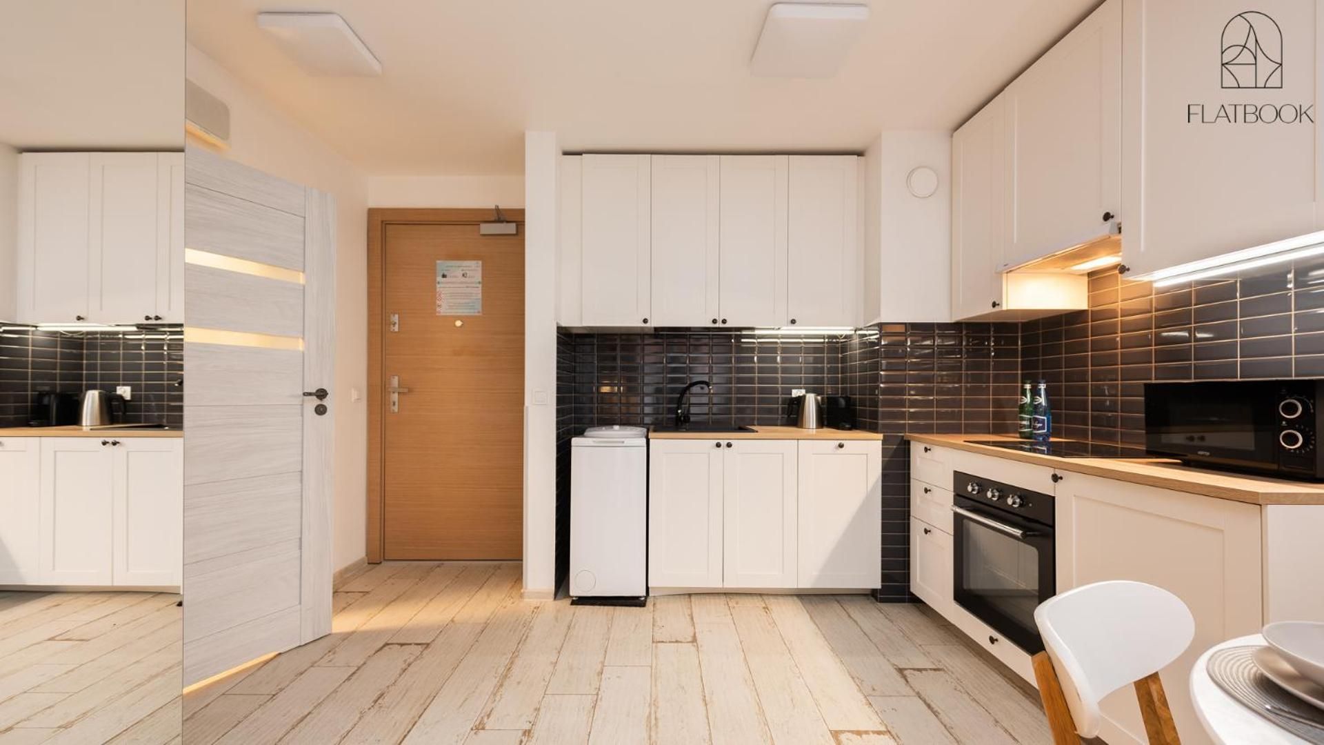 Flatbook - City Center SPA Apartments Waterlane Island One-Bedroom Apartment 3