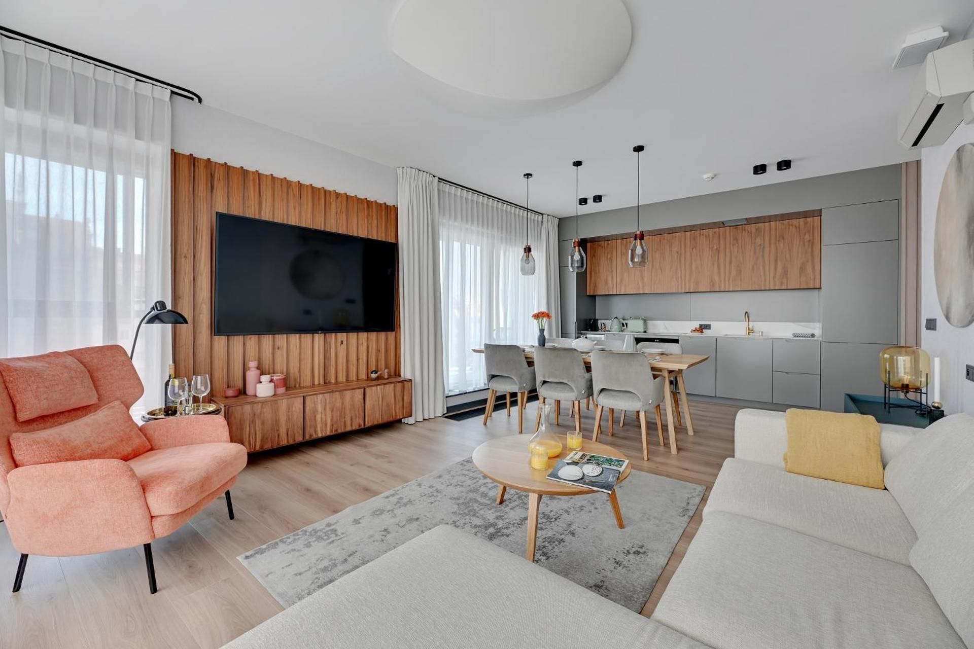 Superior Apartment