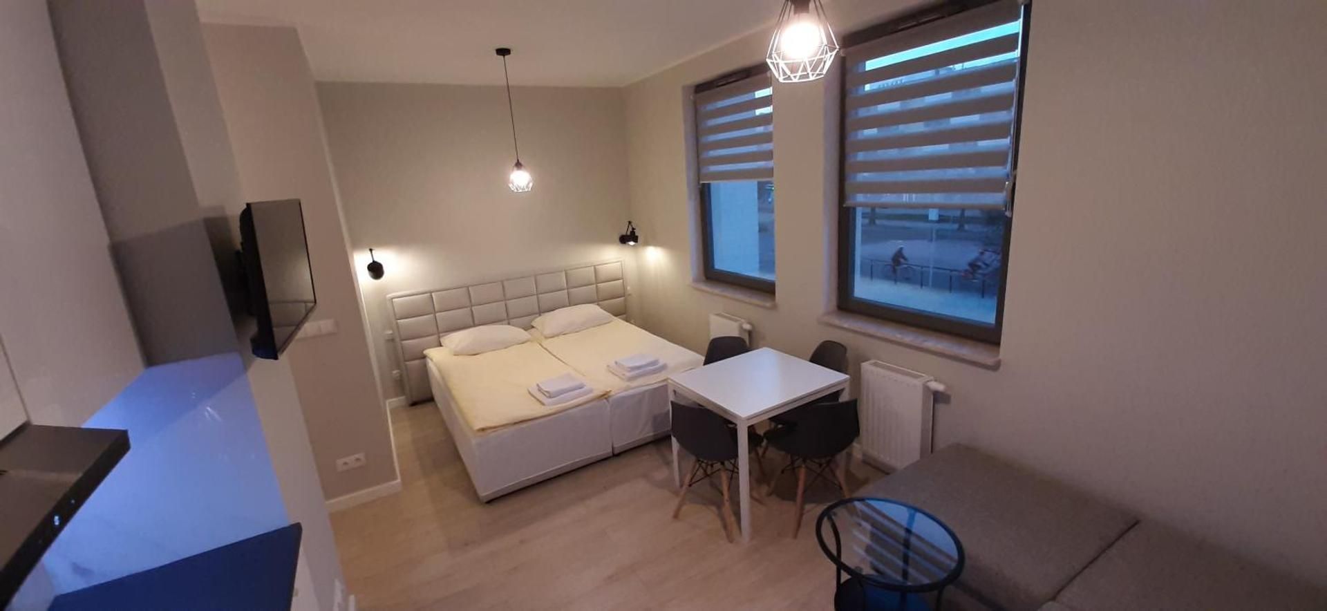 King Studio with Sofa Bed