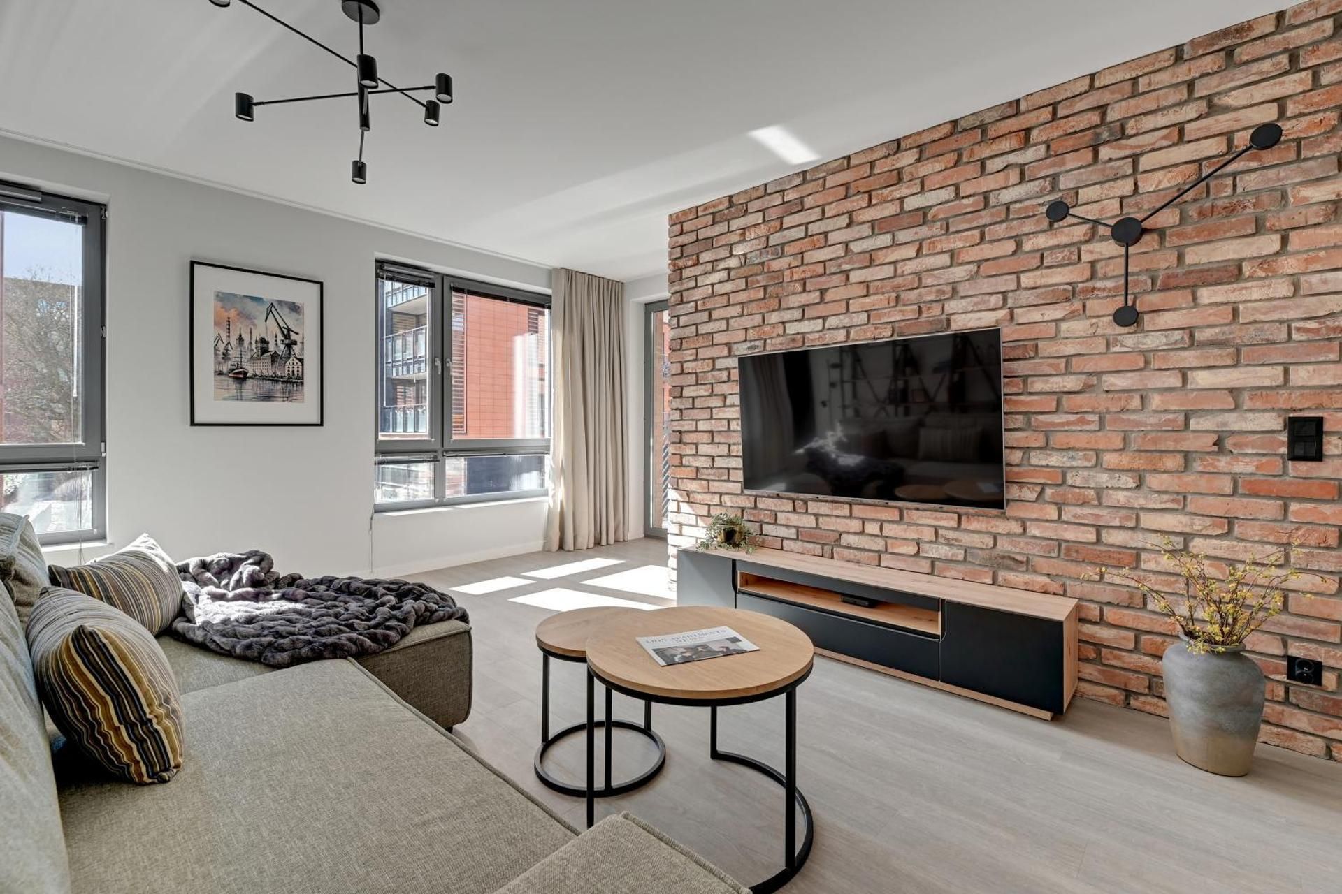 One-Bedroom Deluxe Apartment
