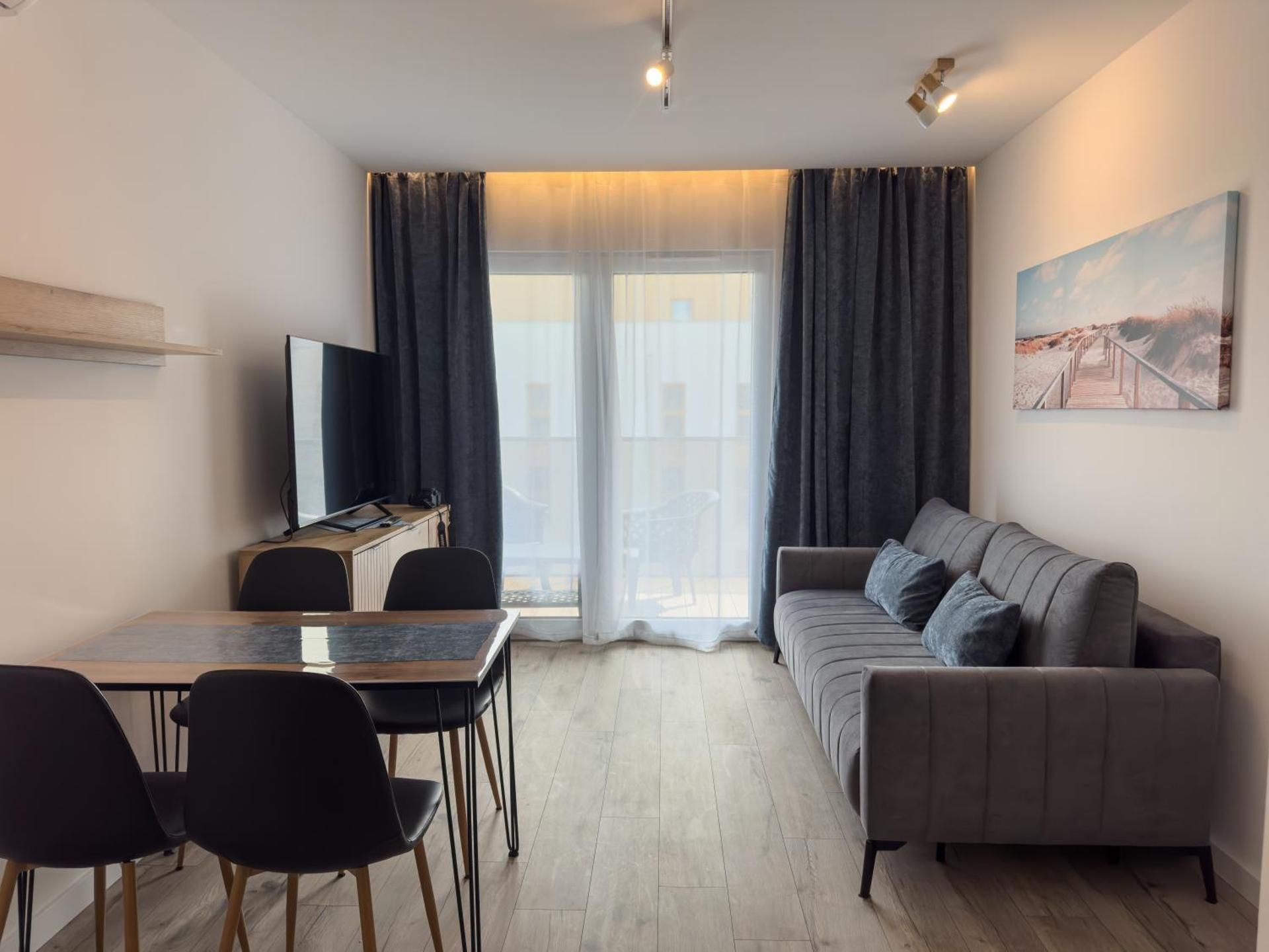 One-Bedroom Apartment with Balcony