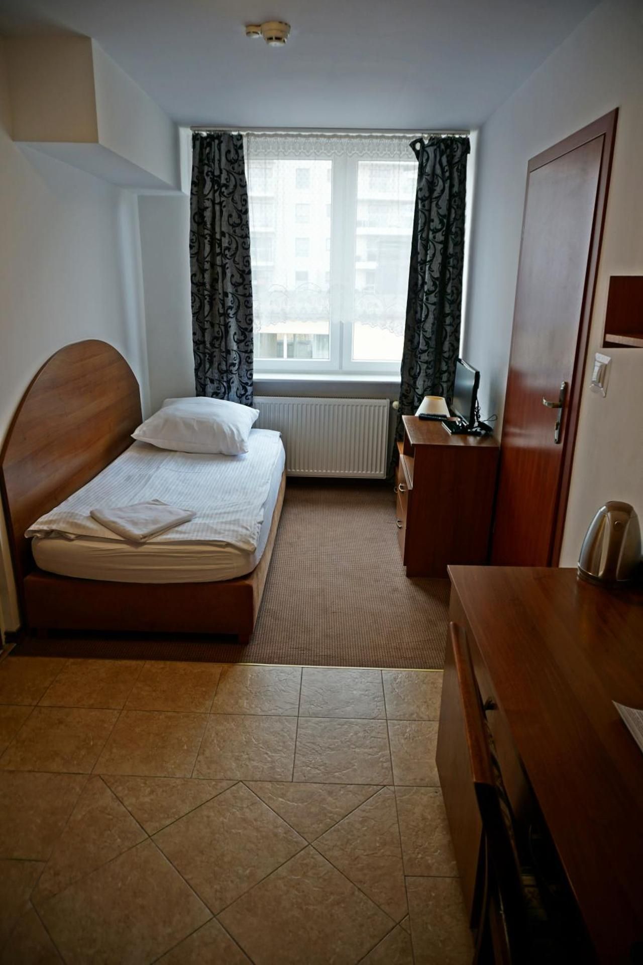 SCSK Brzezno Single Room with Bathroom