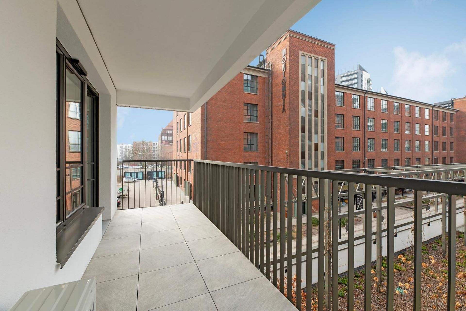 One-Bedroom Deluxe Apartment