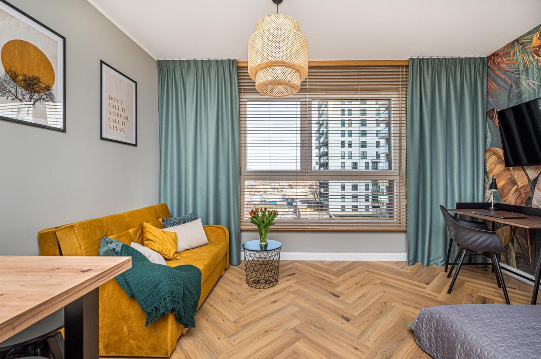 Studio Apartment