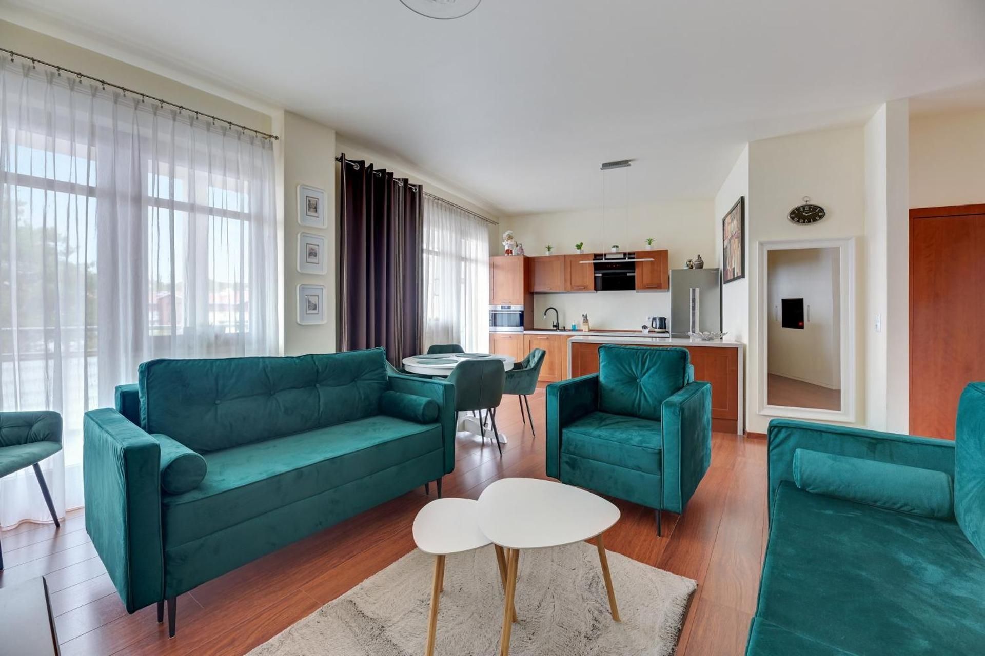 Two-Bedroom Apartment with Terrace (6 Adults)