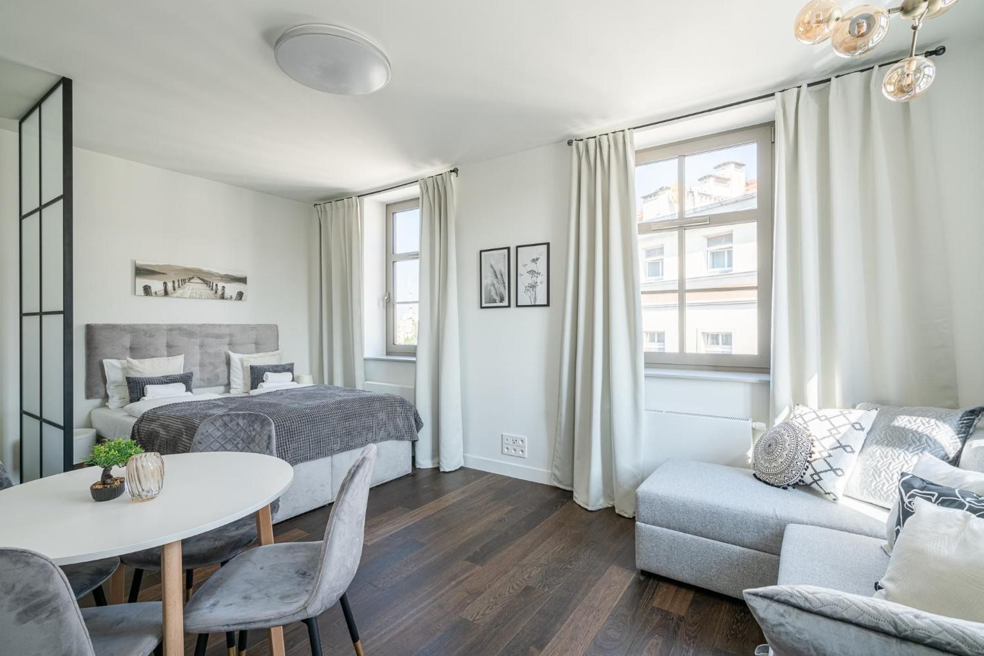 Studio Apartment