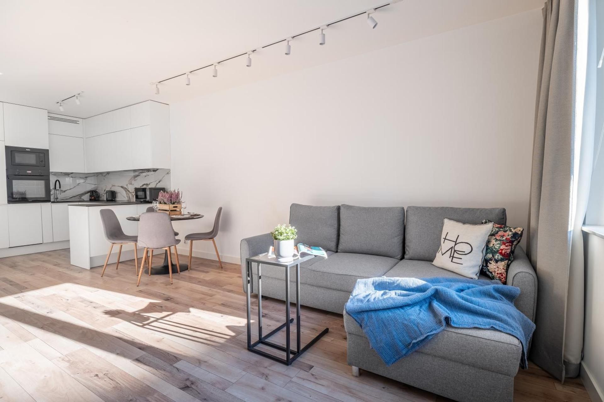 Pure Rental Premium Apartments B1412