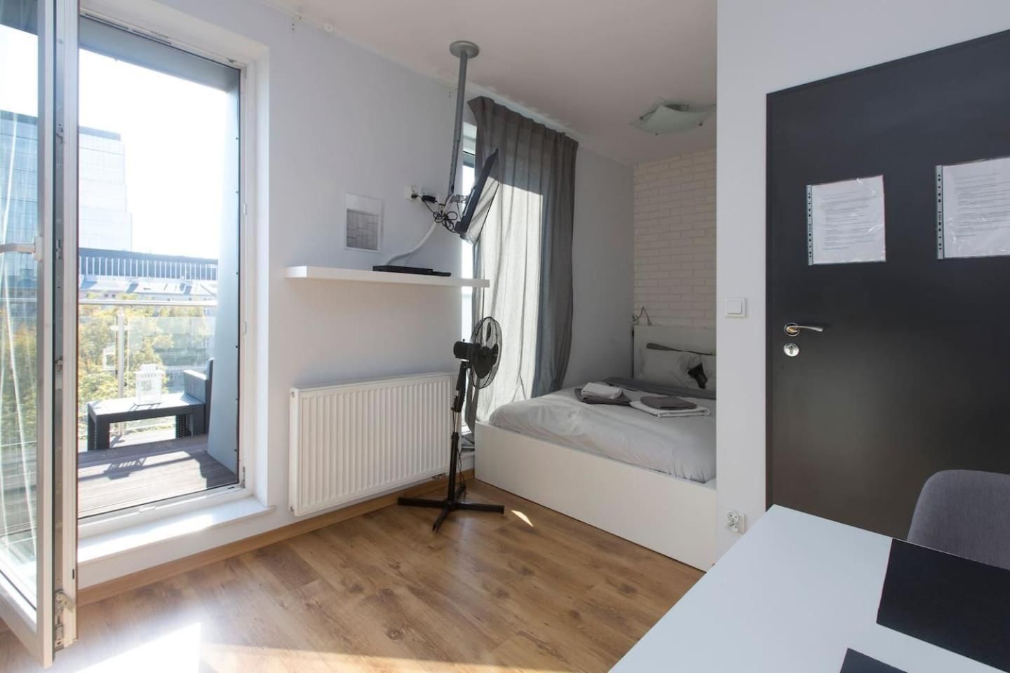 Studio Apartment with Balcony (2 Adults)