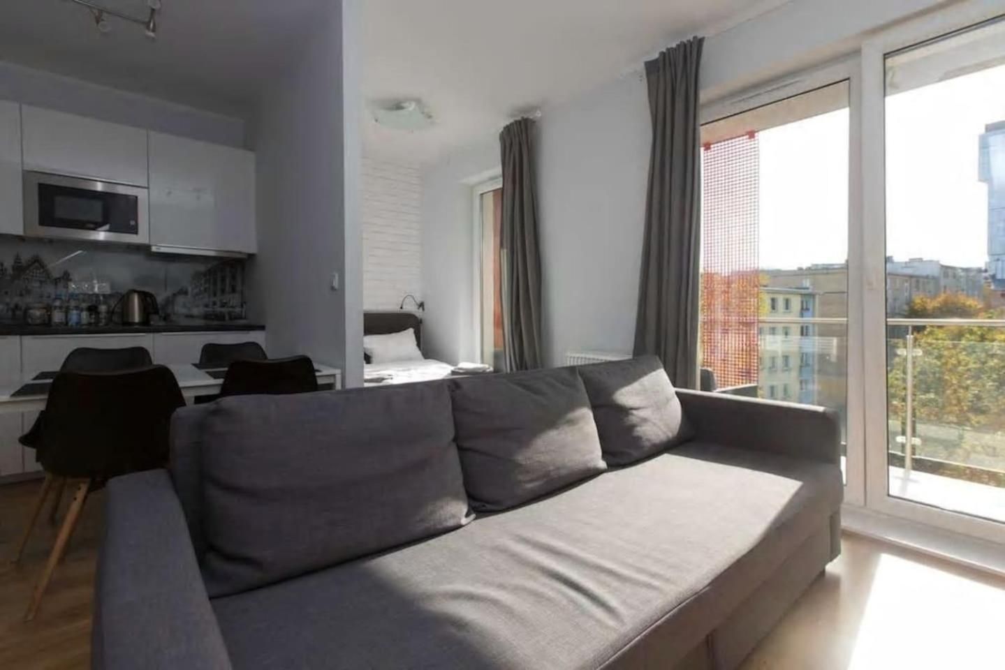 Studio Apartment with Balcony