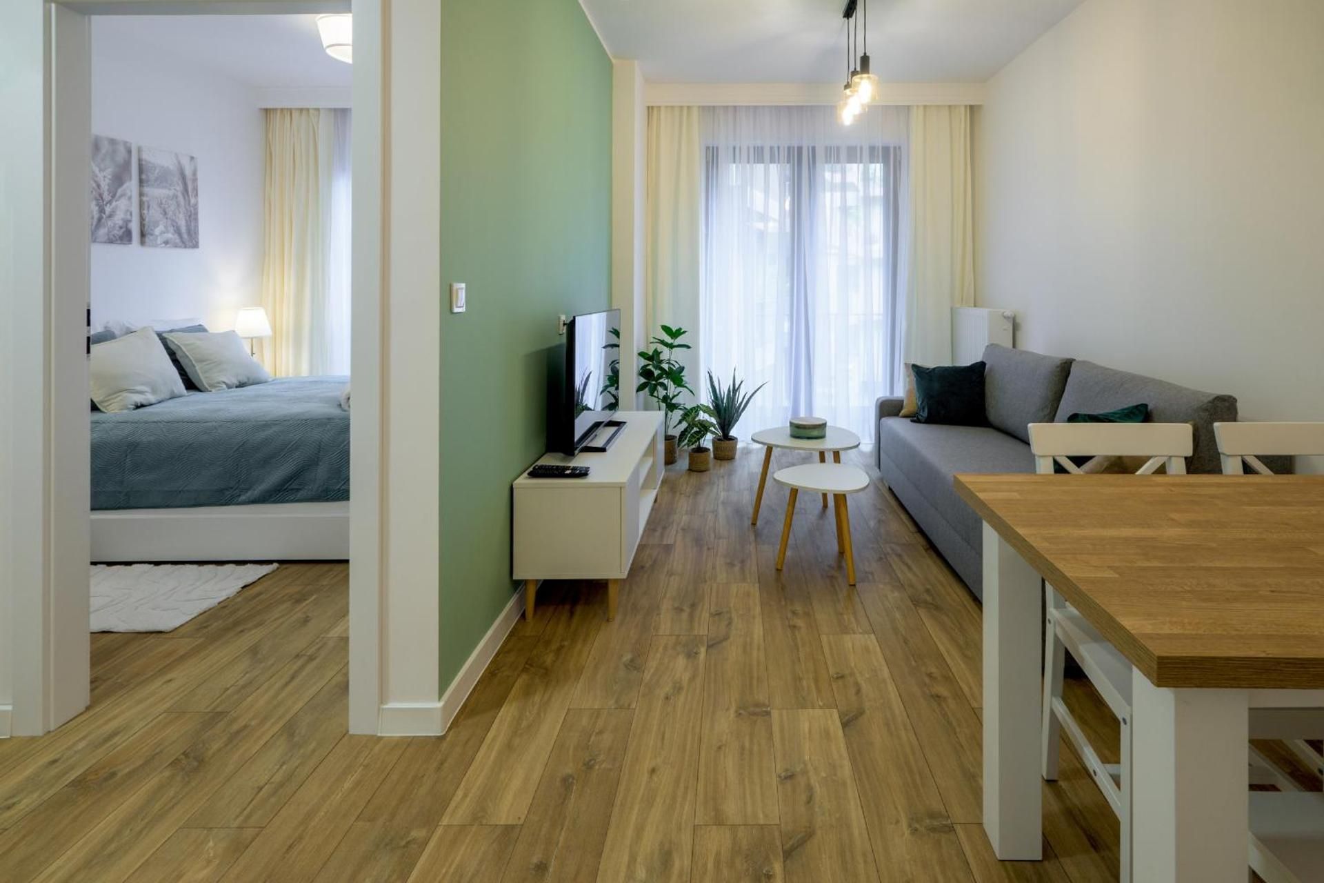 One-Bedroom Apartment