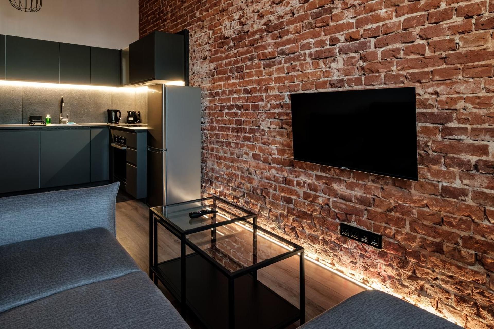 Standard Studio