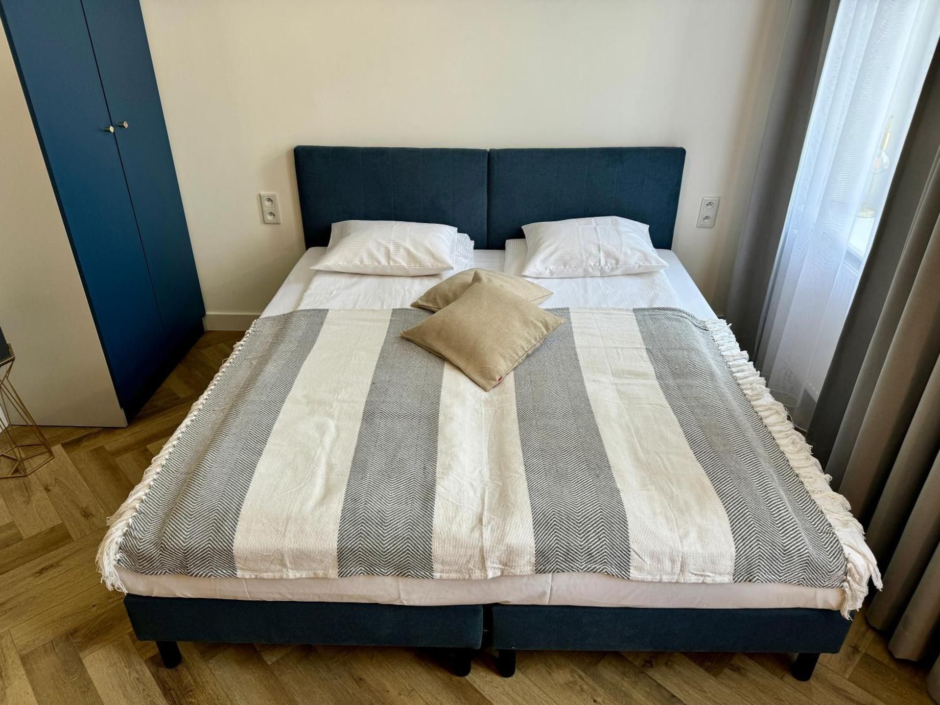 Deluxe Double Room with Shower