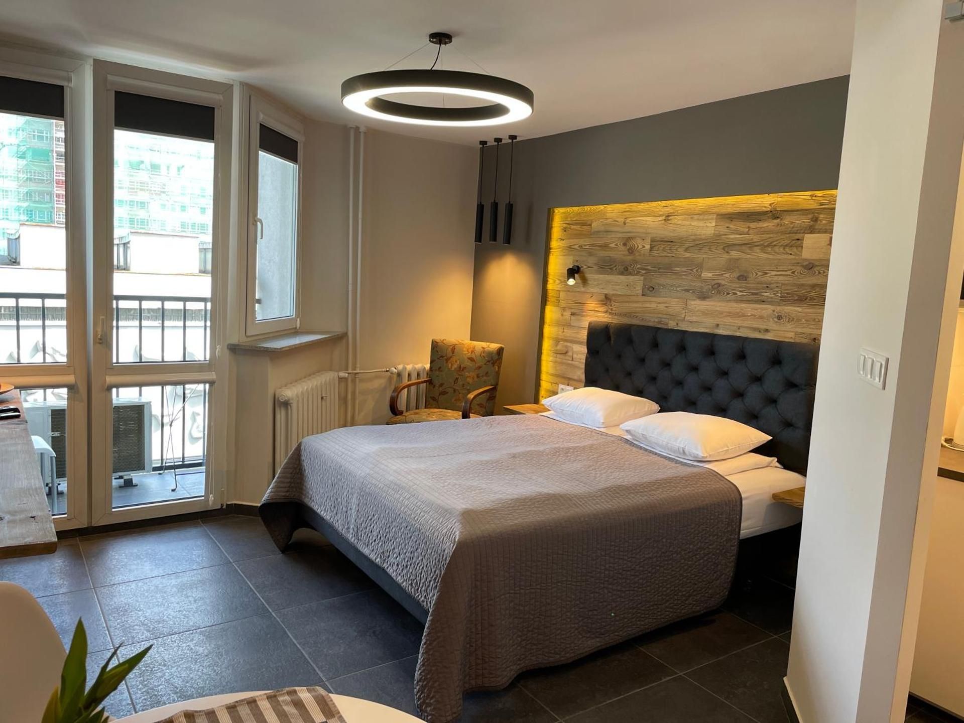 Studio Apartment