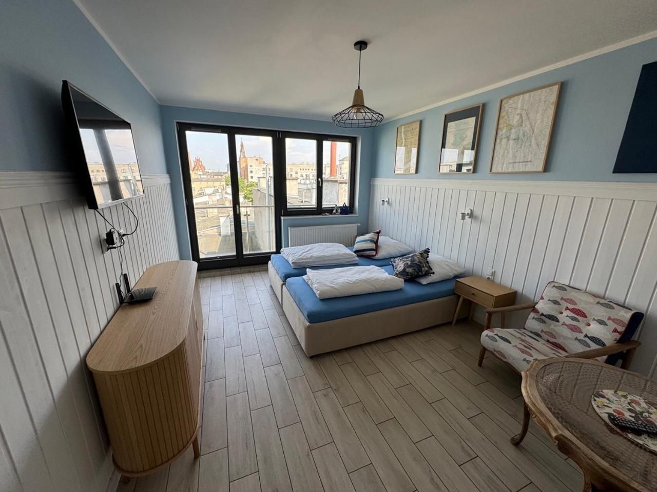 One-Bedroom Apartment