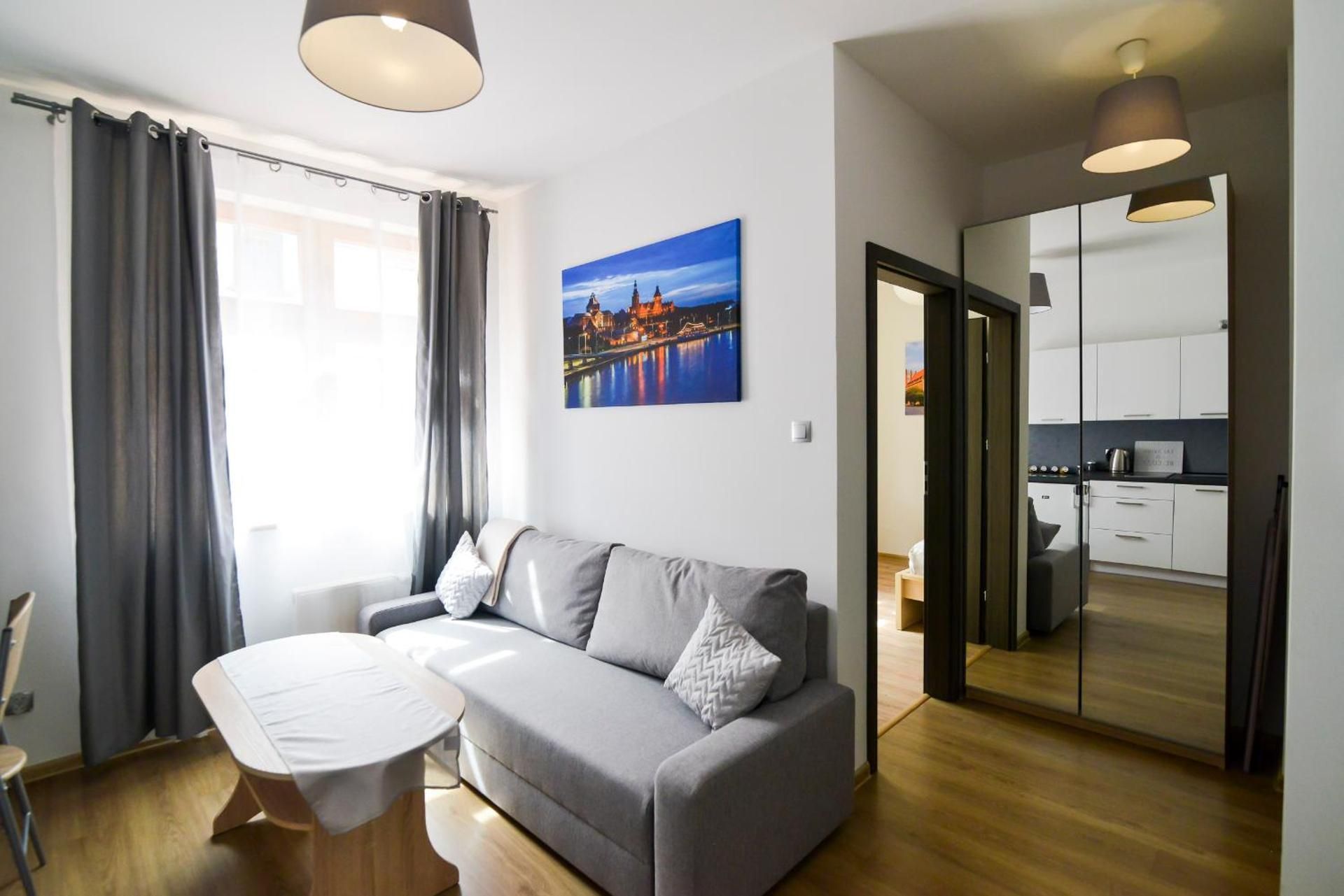 One-Bedroom Apartment
