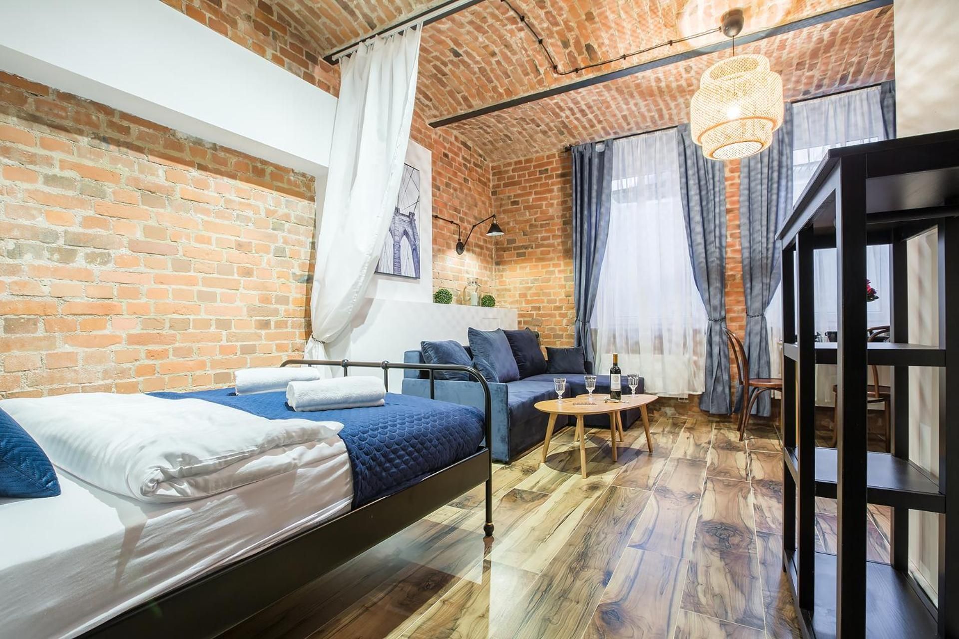 One-Bedroom Apartment