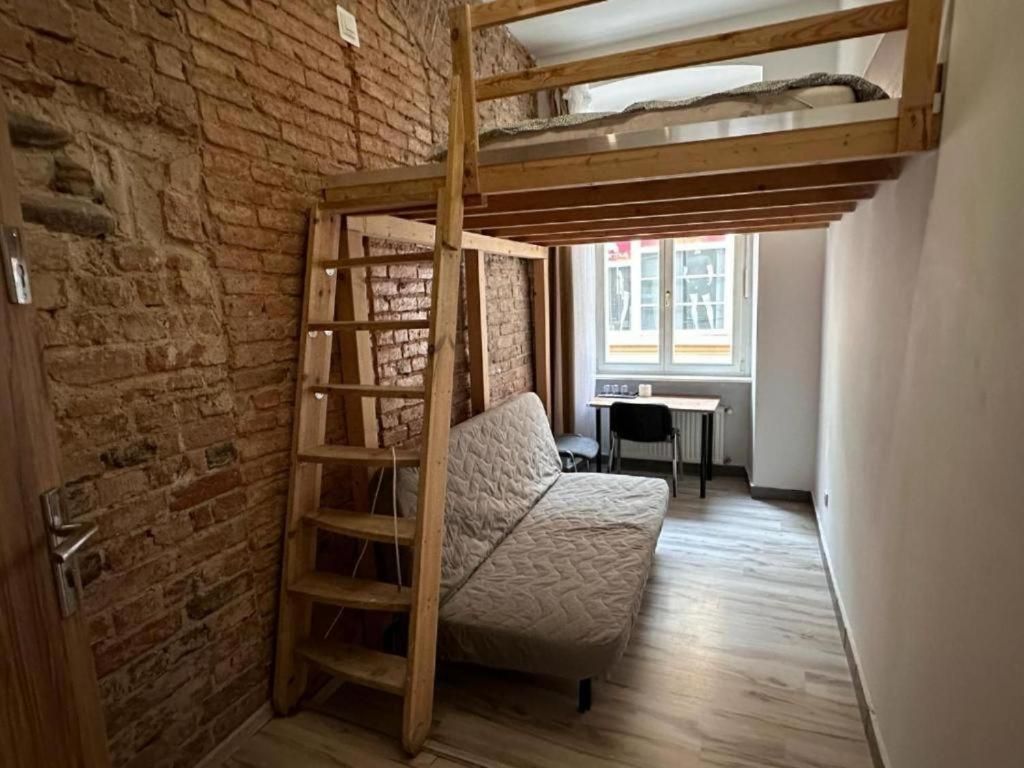 Economy Triple Room with Shared Bathroom