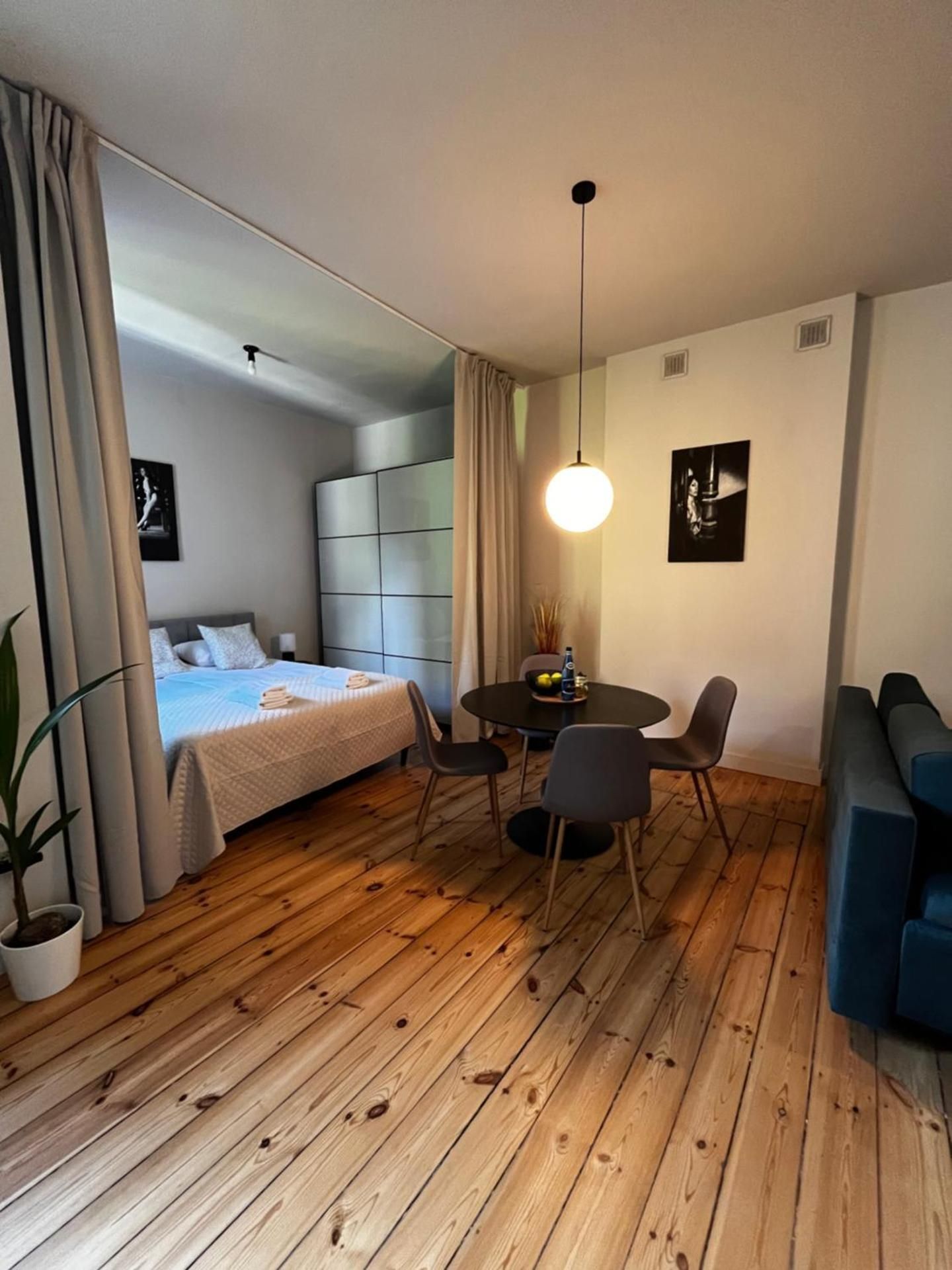 Studio Apartment