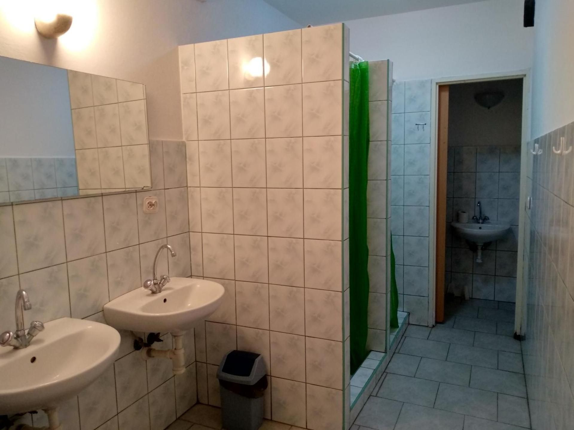 Mixed Dormitory Room